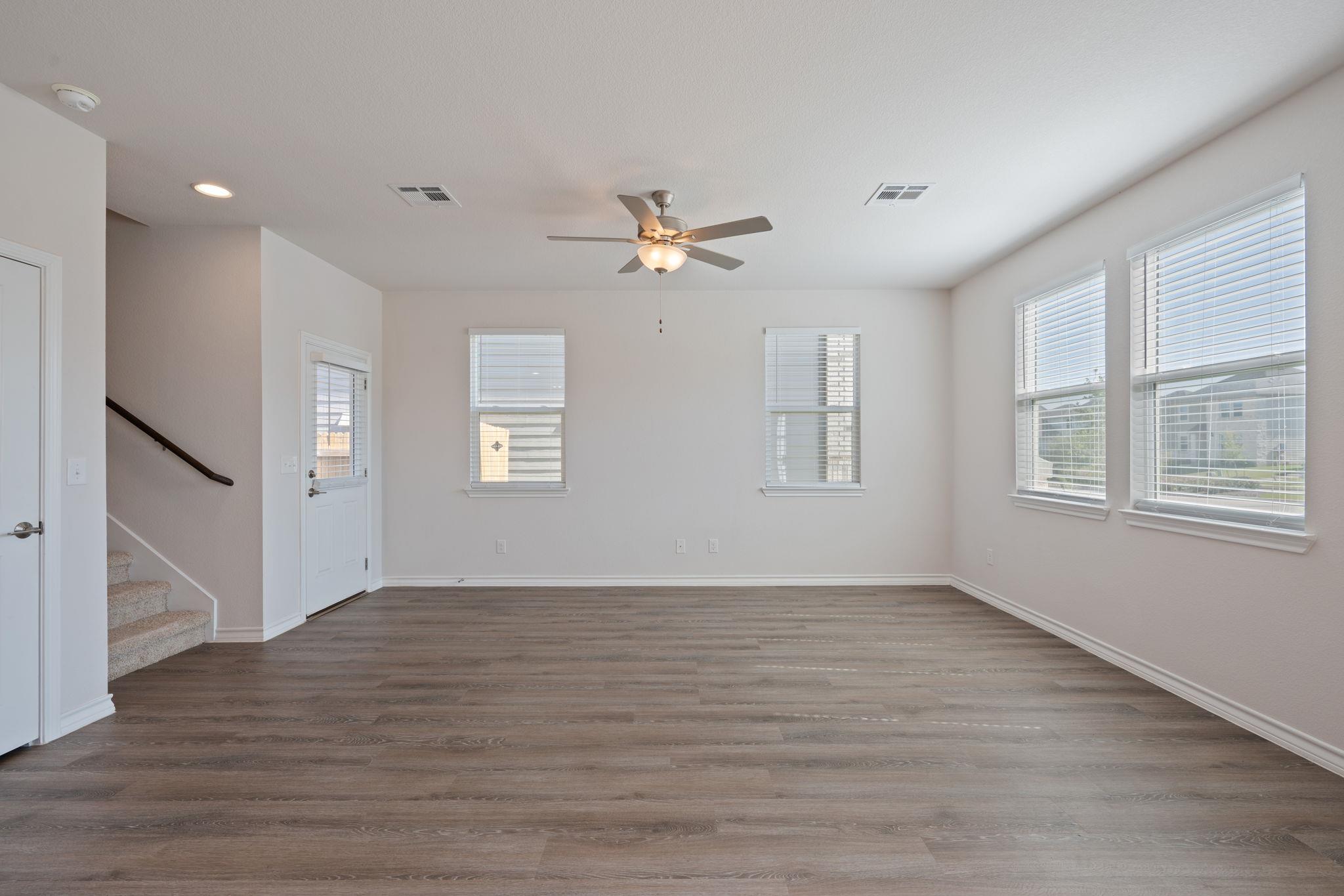 768 Long Run, Liberty Hill, TX 78642