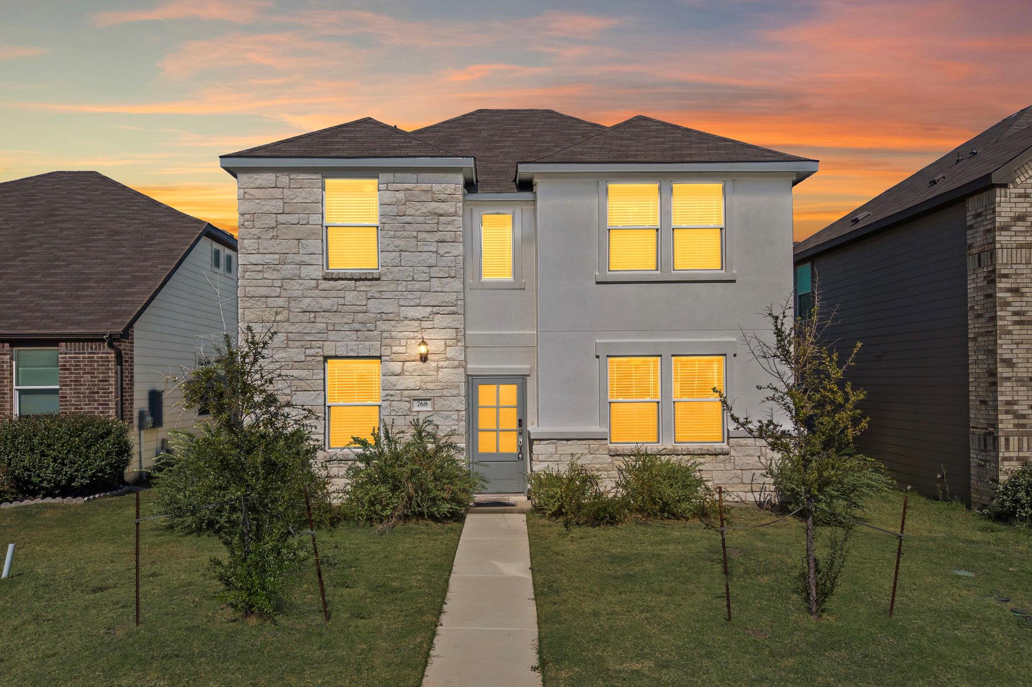 768 Long Run, Liberty Hill, TX 78642