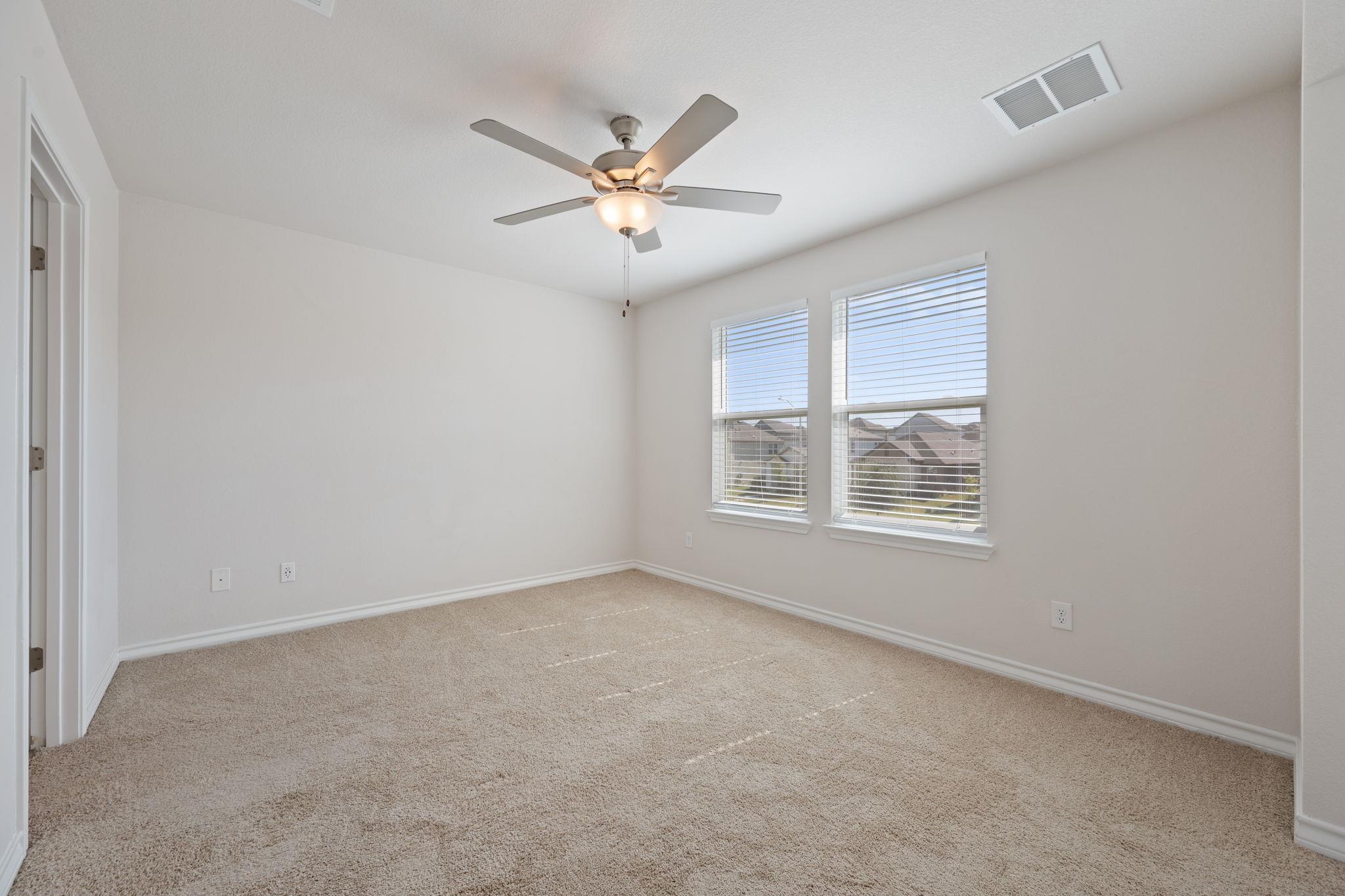 768 Long Run, Liberty Hill, TX 78642