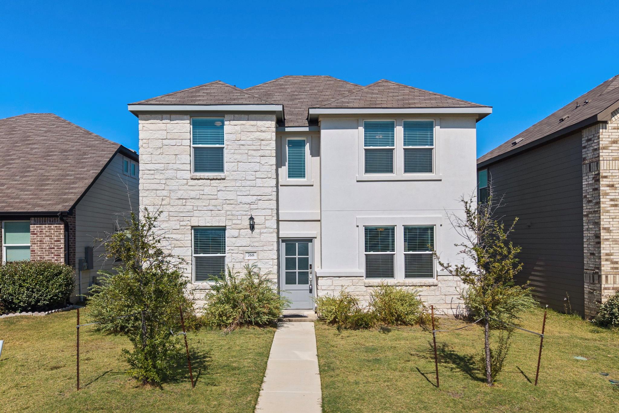 768 Long Run, Liberty Hill, TX 78642
