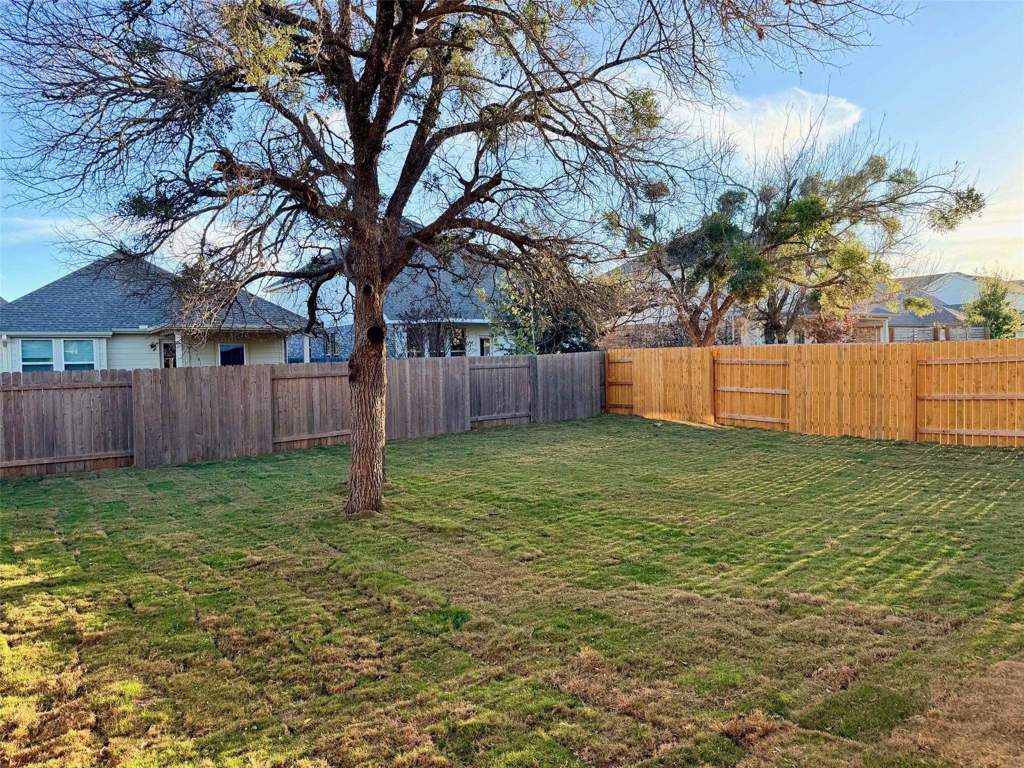 2409 Ambling Trl, Georgetown, TX 78628