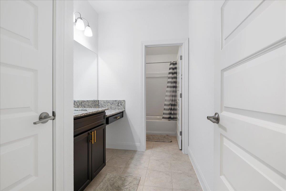 240 Inlet Ln, Leander, TX 78641