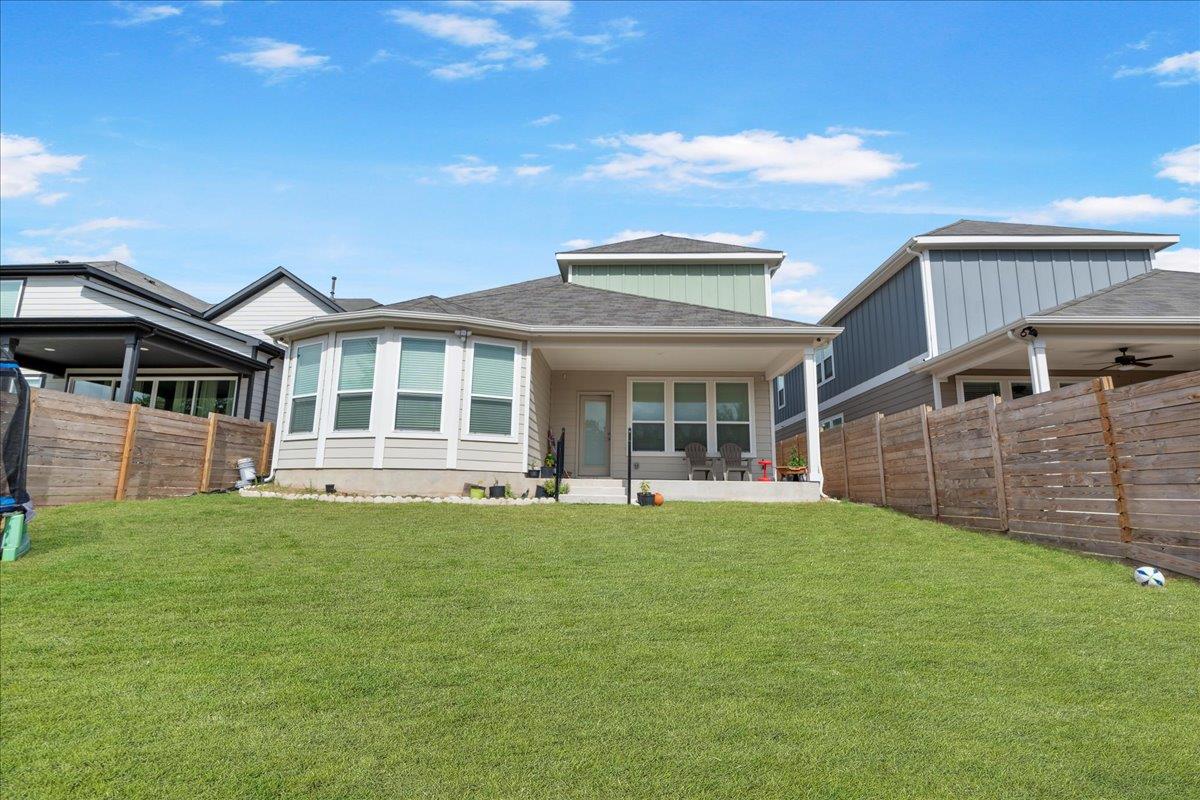 240 Inlet Ln, Leander, TX 78641
