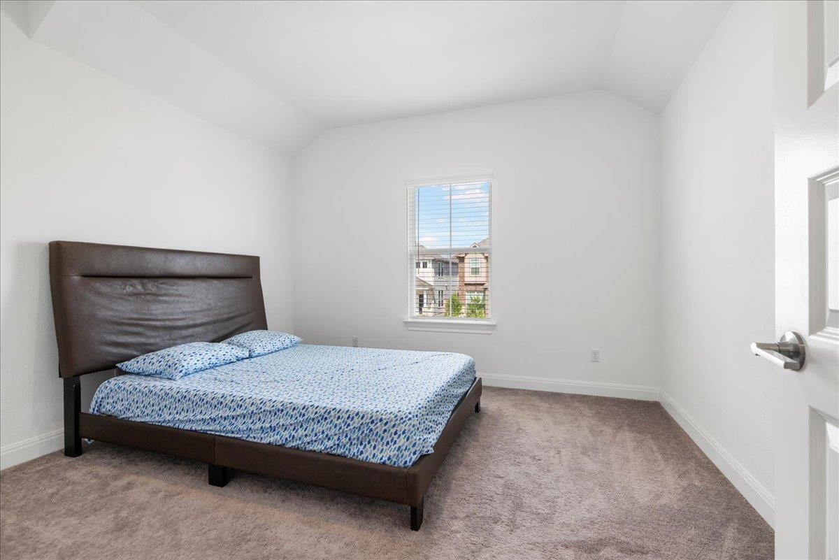 240 Inlet Ln, Leander, TX 78641