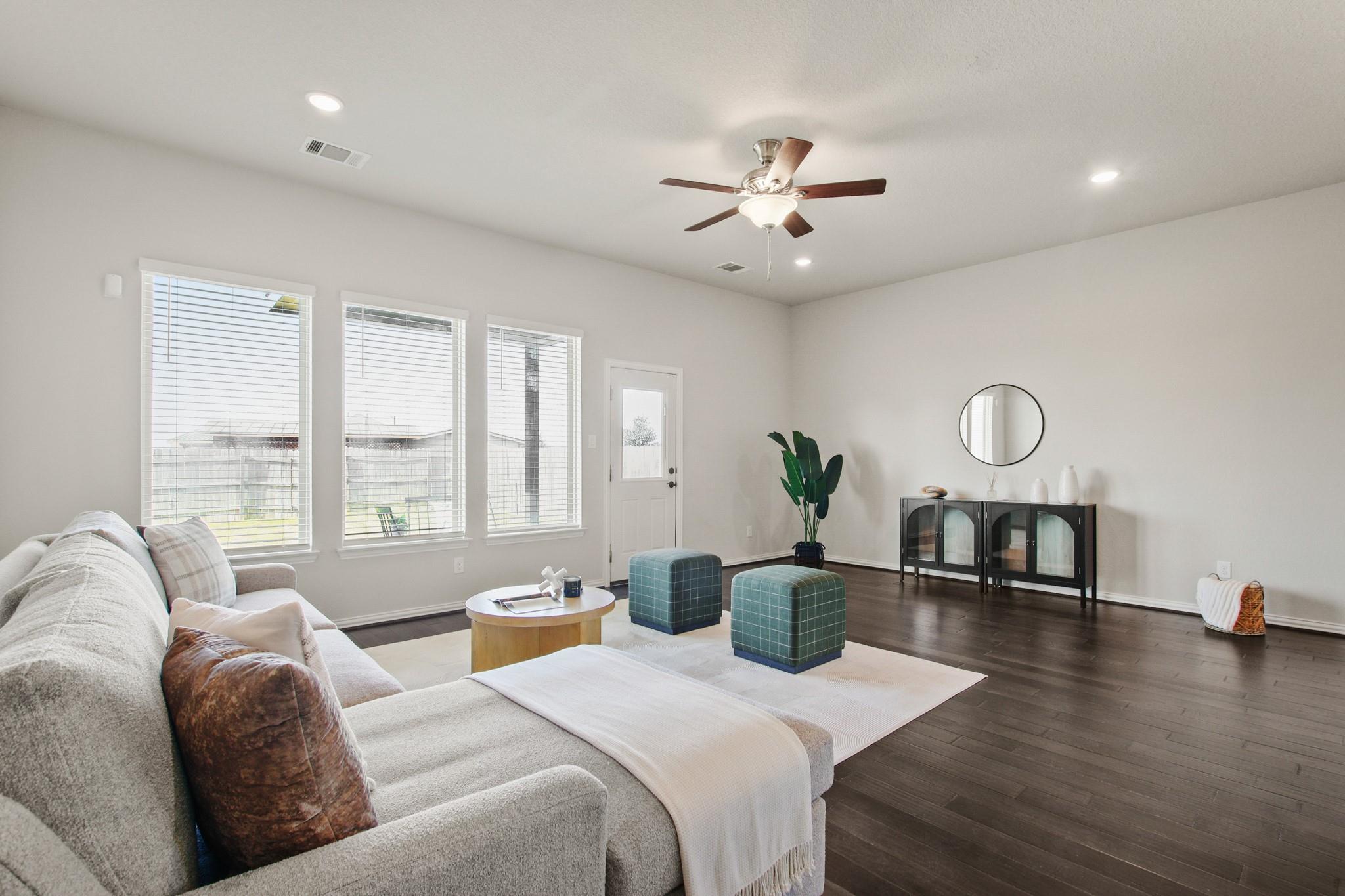 6831 Catania Loop, Round Rock, TX 78665