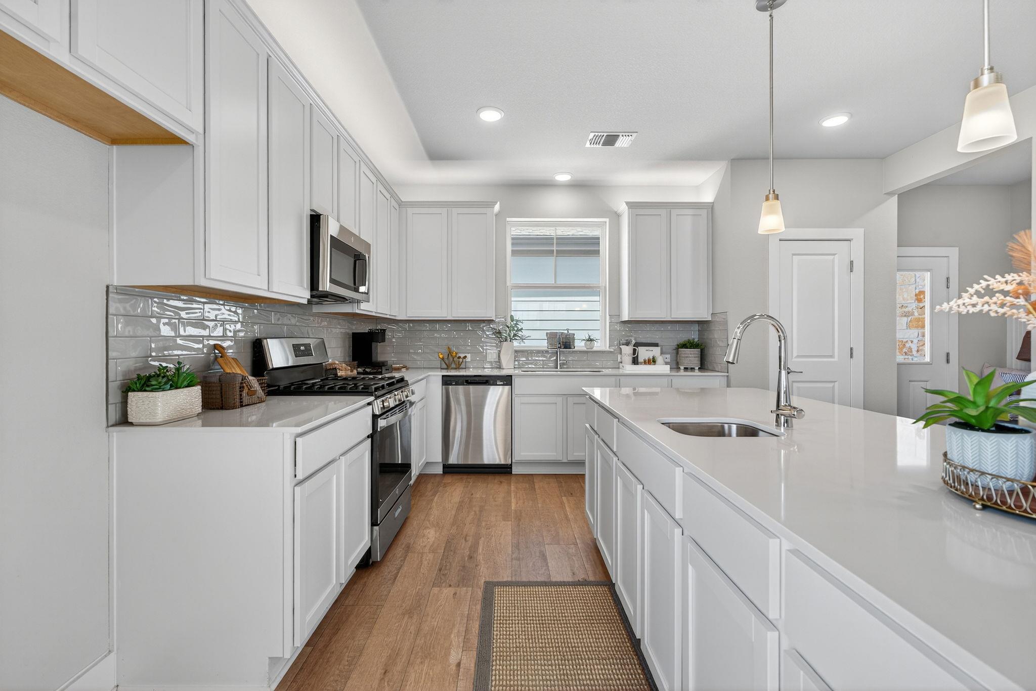 5904 Rotunda Vw, Austin, TX 78747