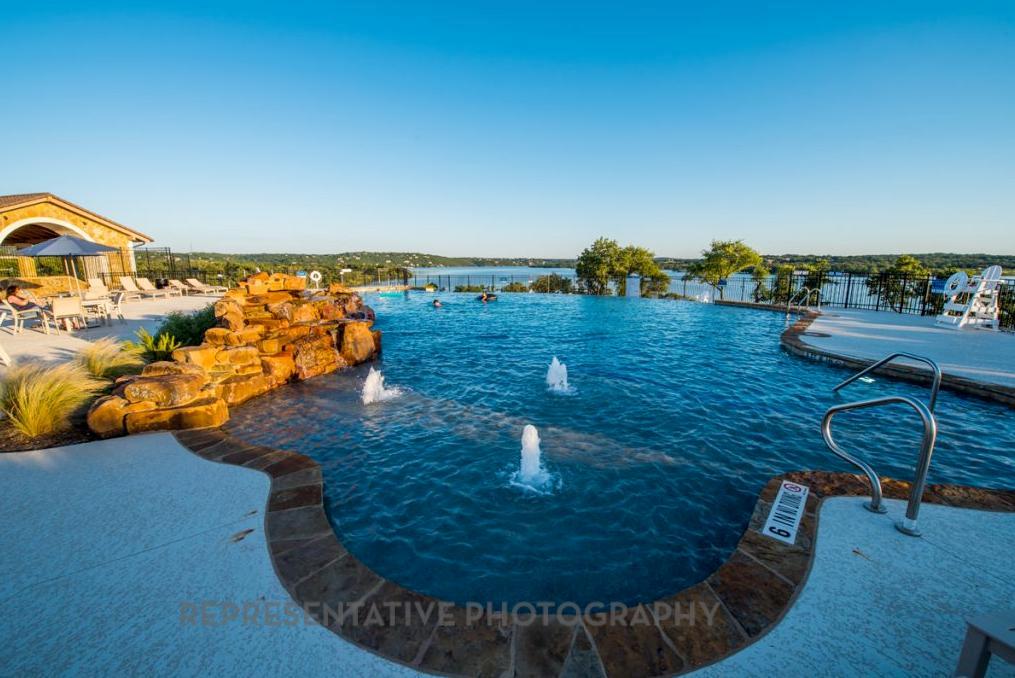 7901 Tessera Pkwy, Lago Vista, TX 78645