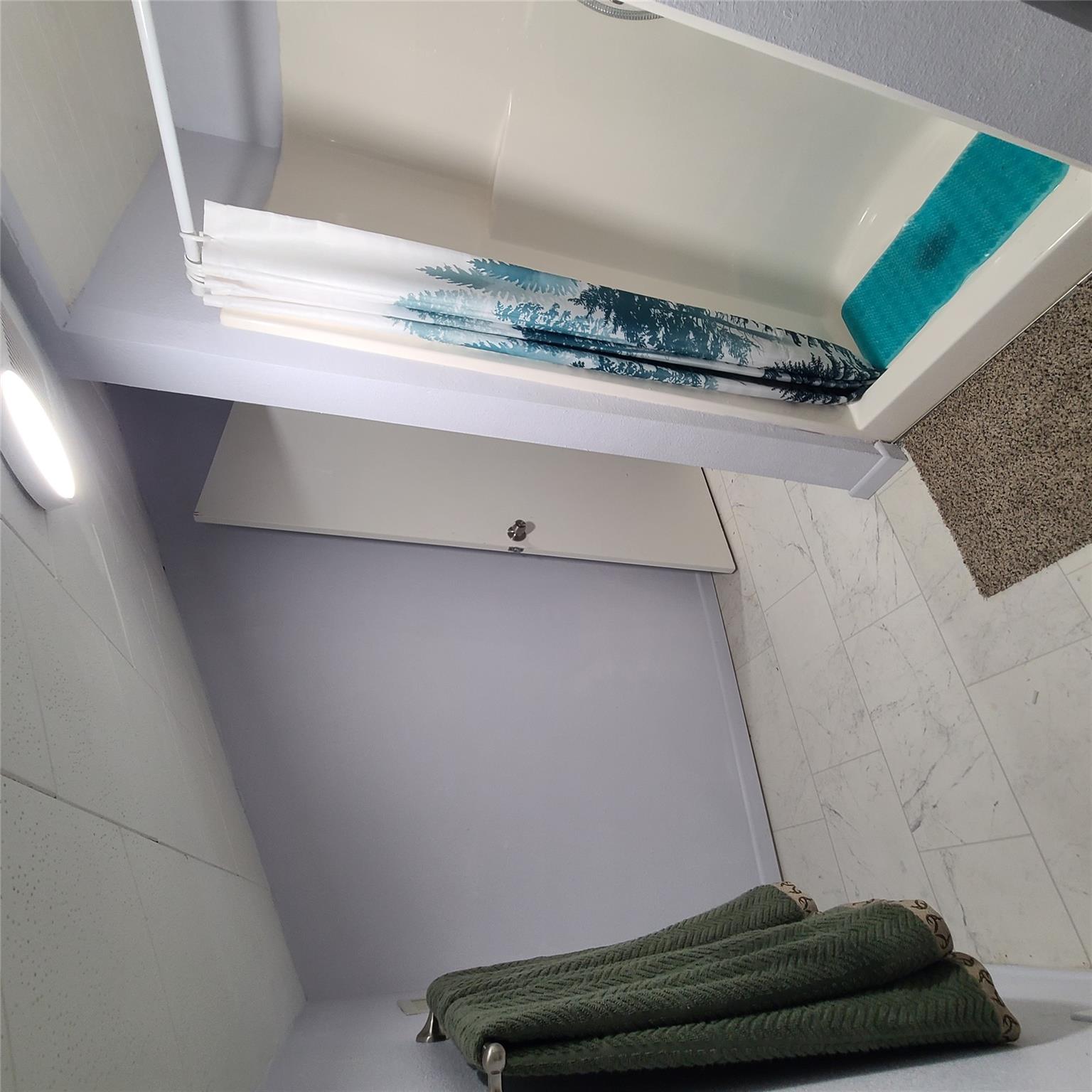 615 E Washington St, Giddings, TX 78942