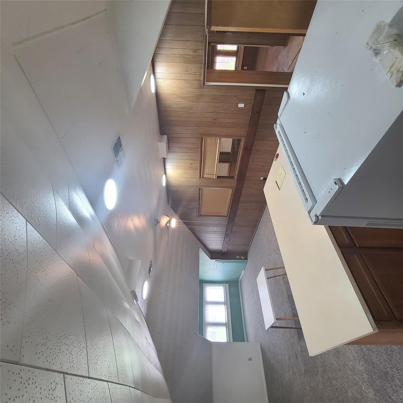 615 E Washington St, Giddings, TX 78942