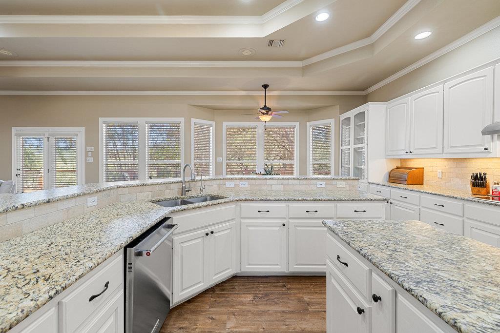 3507 Bee Creek Rd, Spicewood, TX 78669