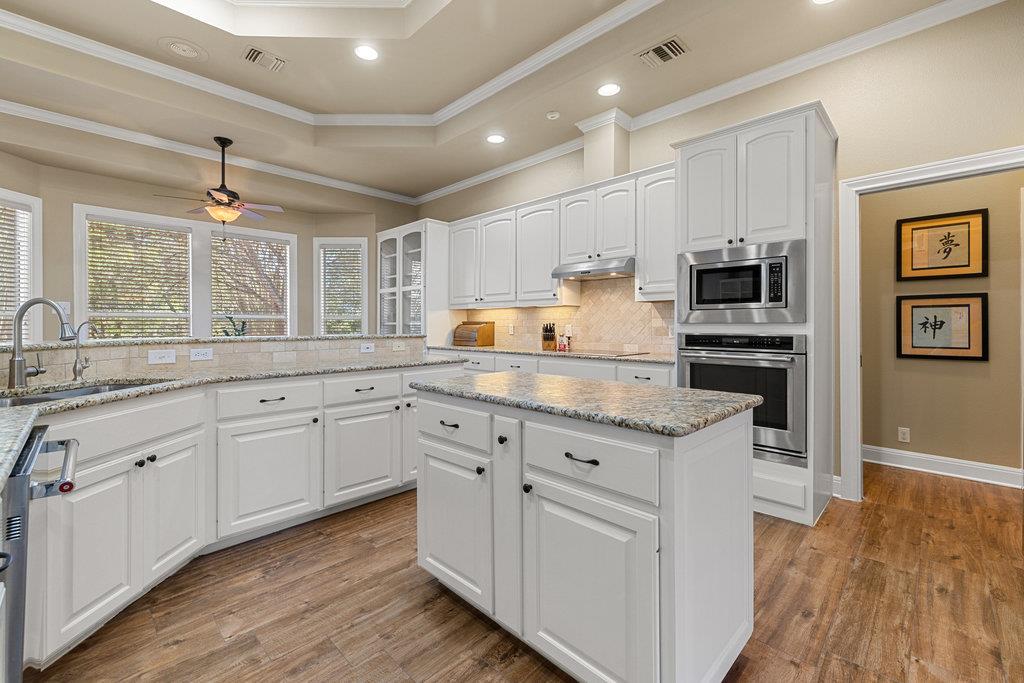 3507 Bee Creek Rd, Spicewood, TX 78669