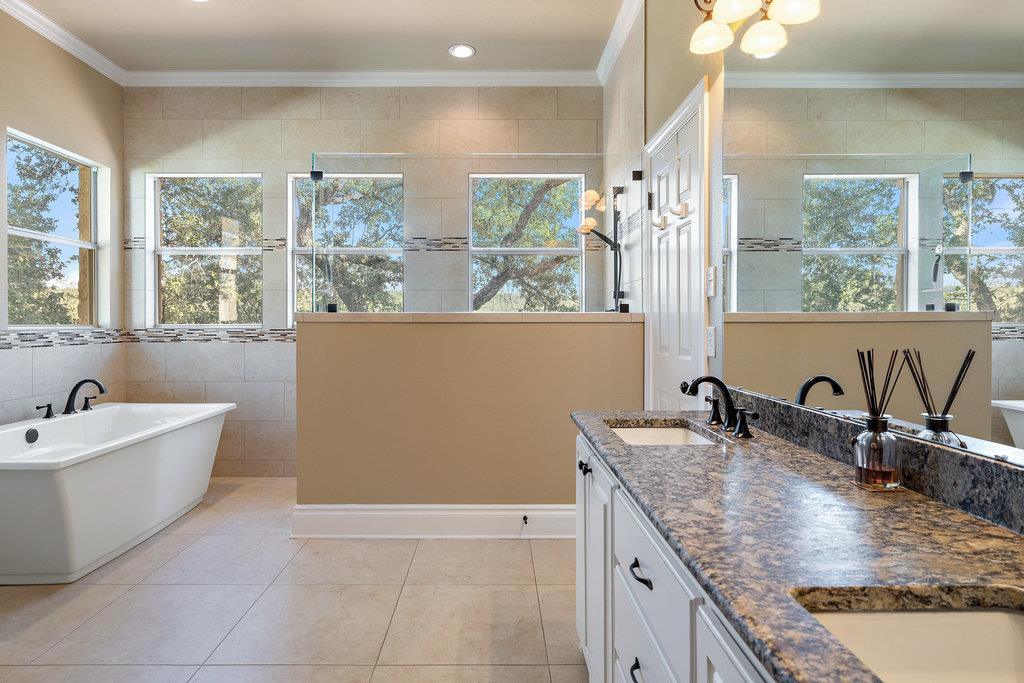 3507 Bee Creek Rd, Spicewood, TX 78669