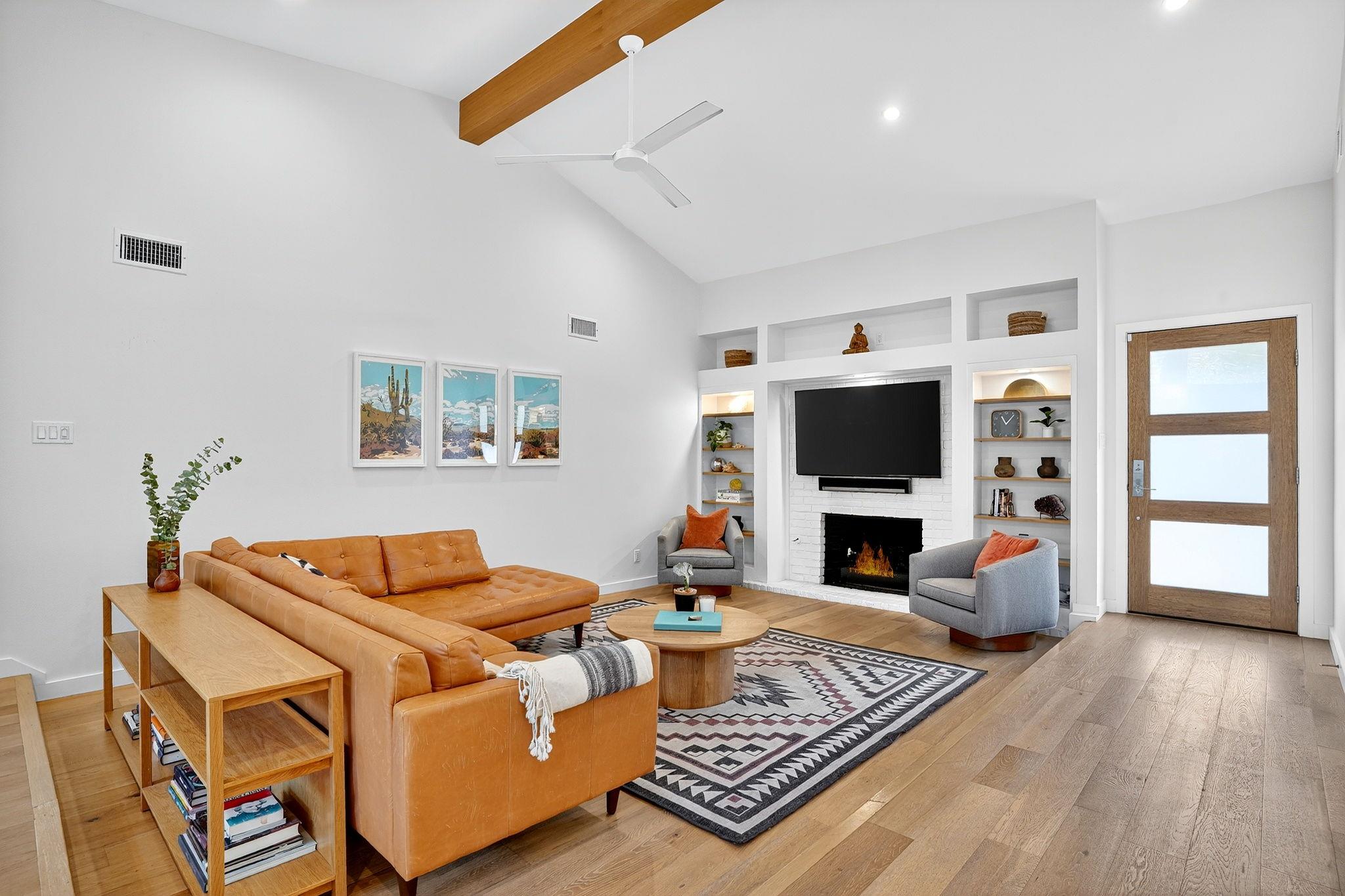 2112 Matterhorn Ln, Austin, TX 78704