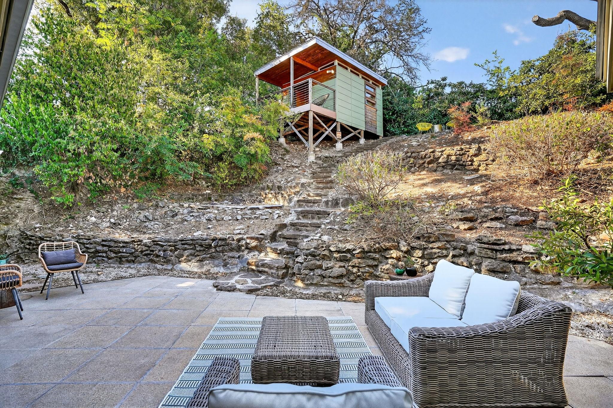 2112 Matterhorn Ln, Austin, TX 78704