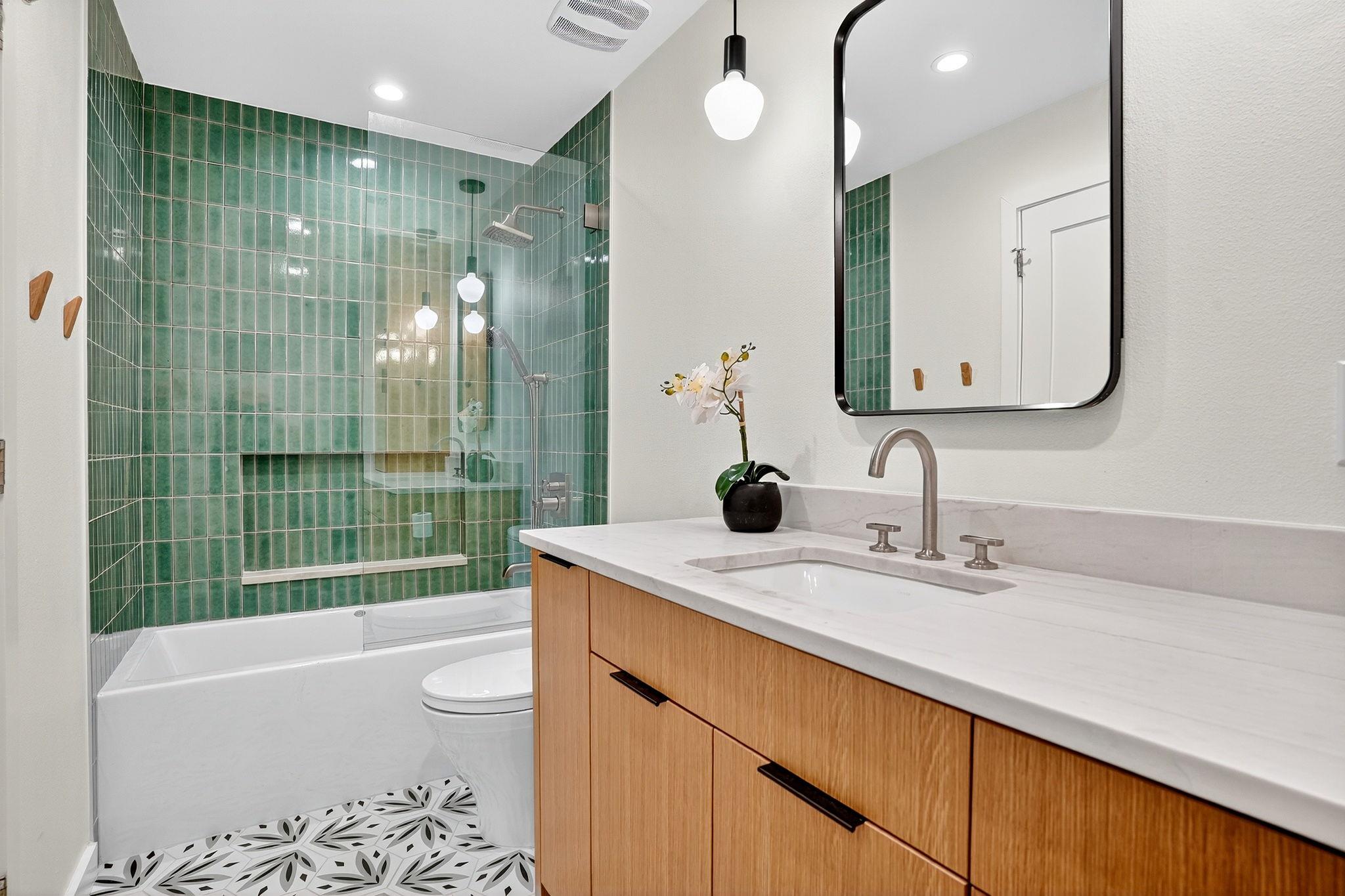 2112 Matterhorn Ln, Austin, TX 78704