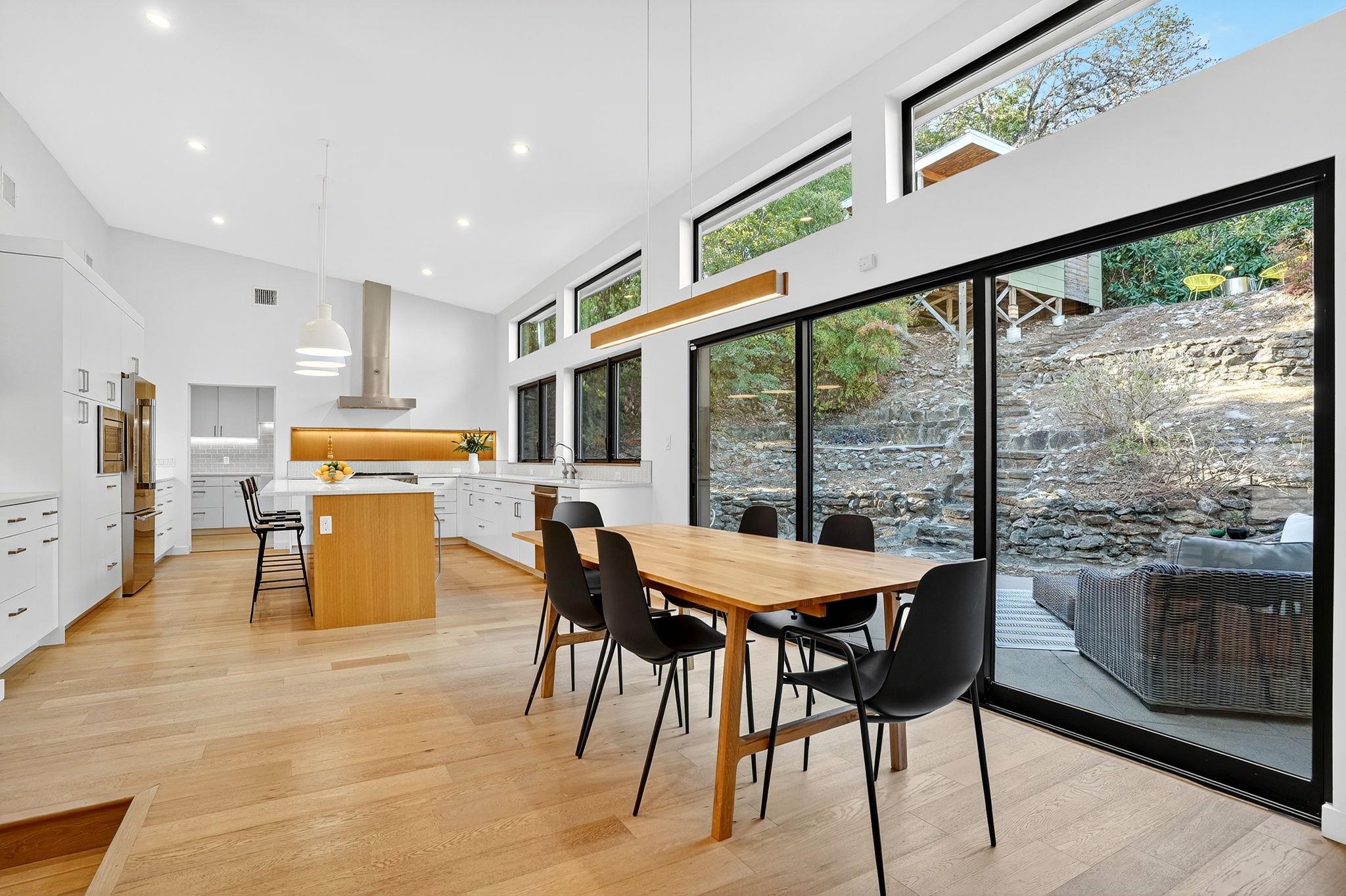 2112 Matterhorn Ln, Austin, TX 78704