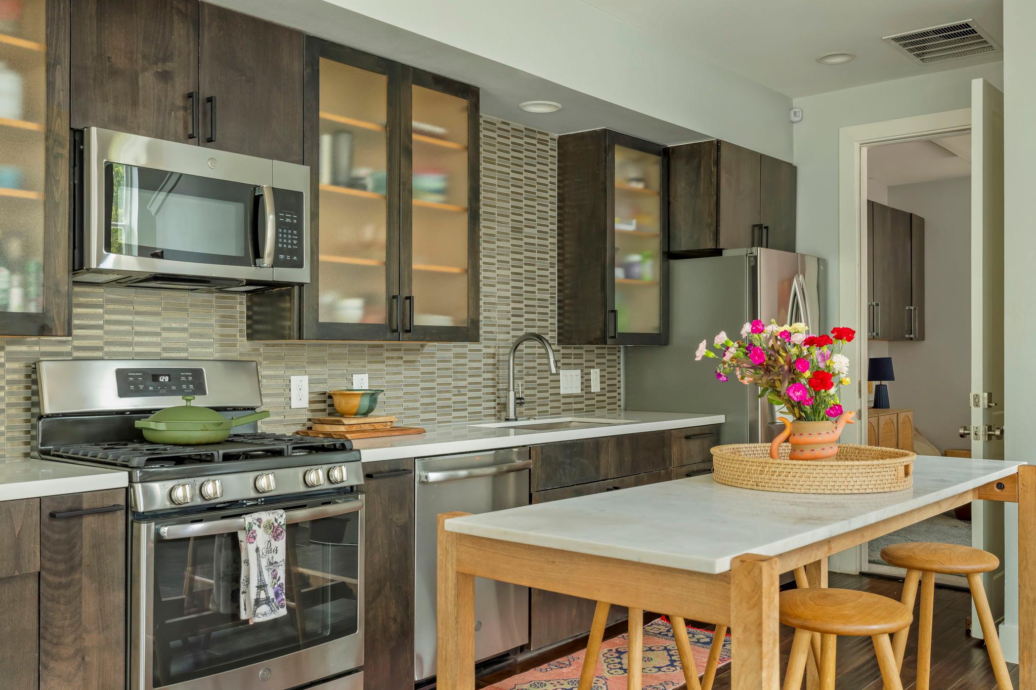 2812 Oak Springs Dr # 2, Austin, TX 78702