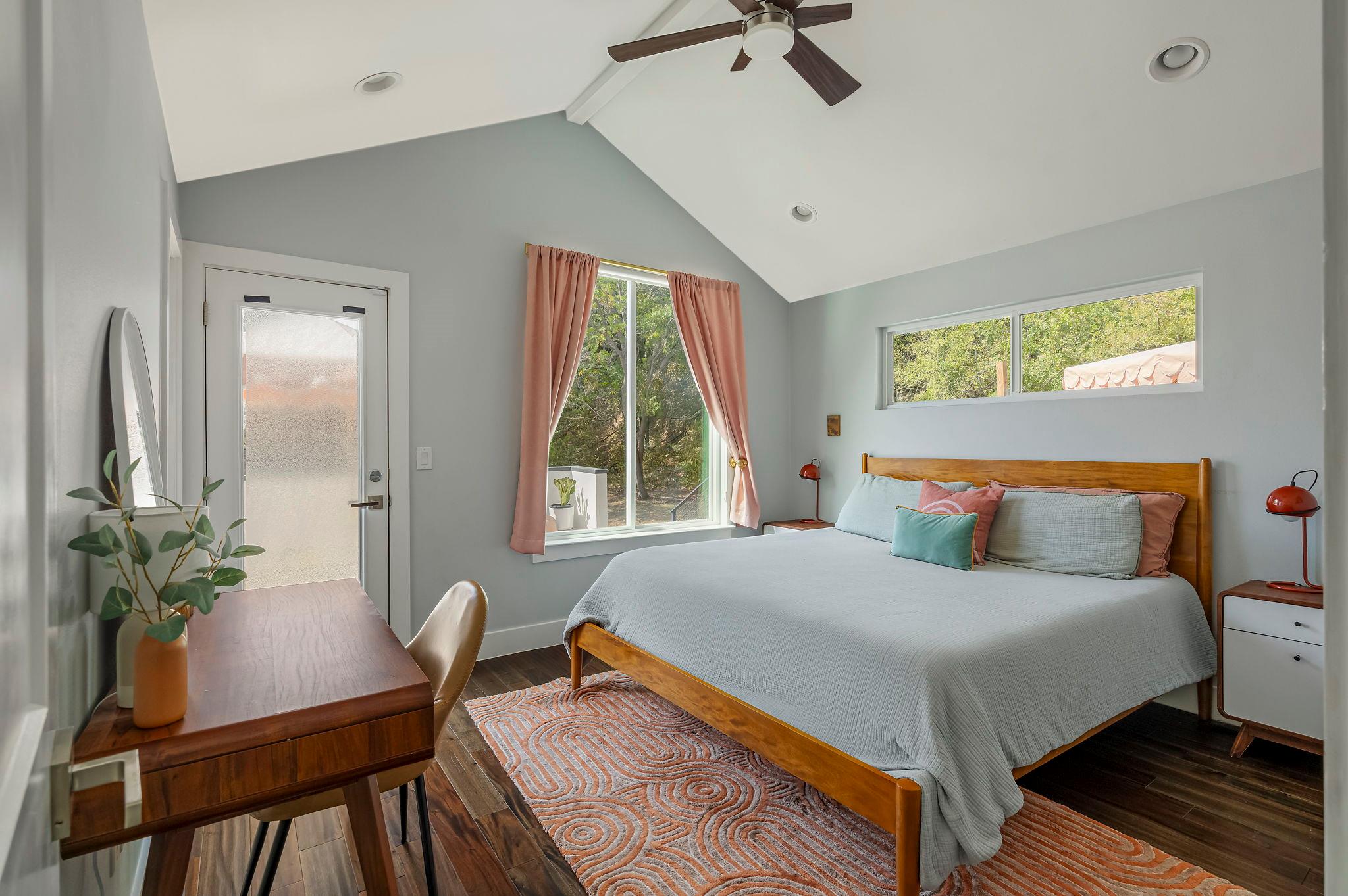 2812 Oak Springs Dr # 2, Austin, TX 78702