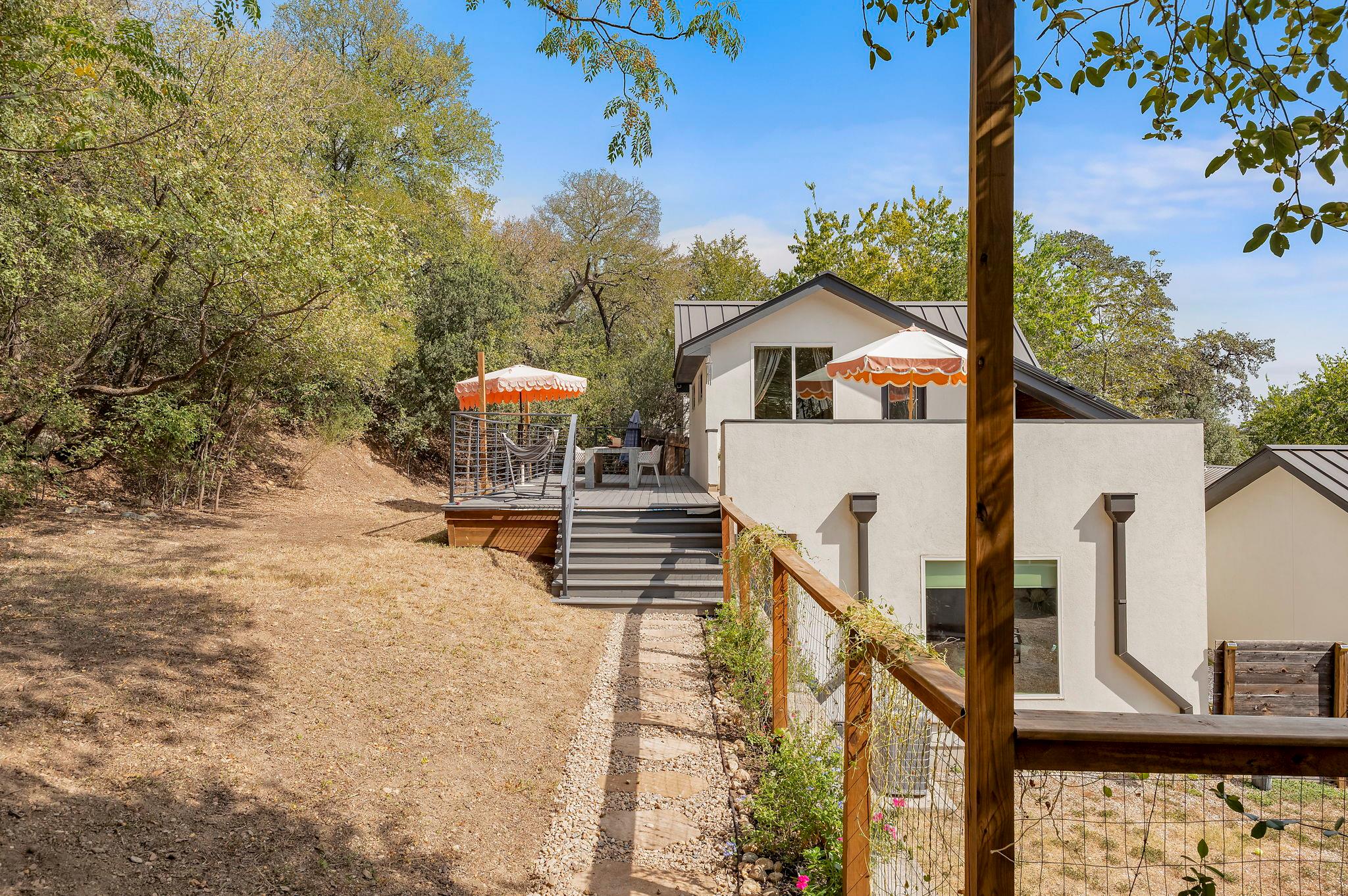 2812 Oak Springs Dr # 2, Austin, TX 78702