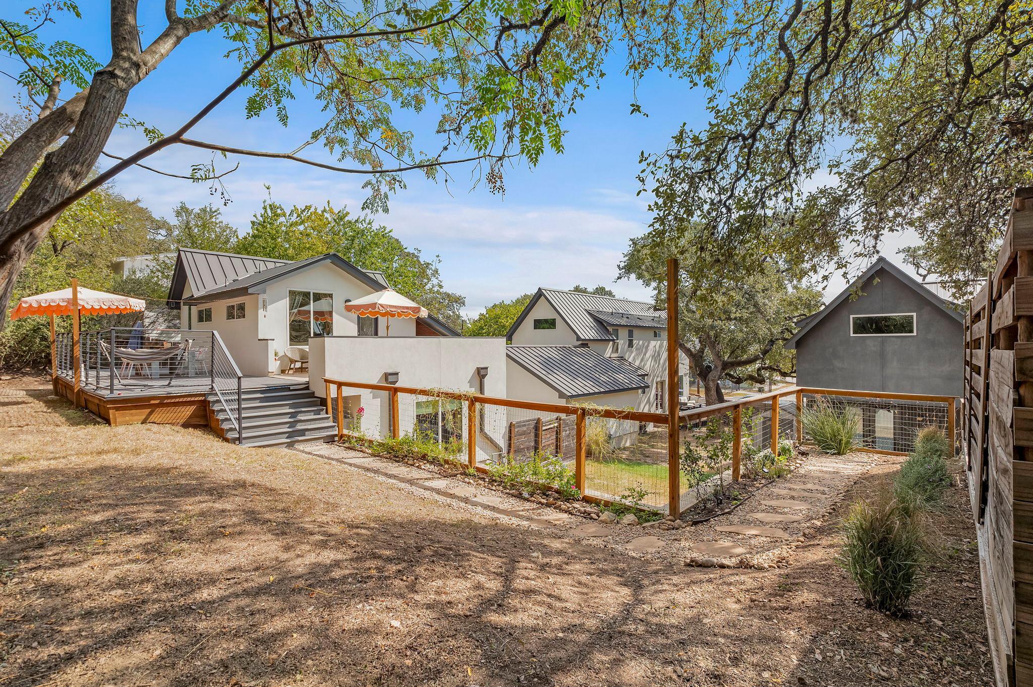 2812 Oak Springs Dr # 2, Austin, TX 78702