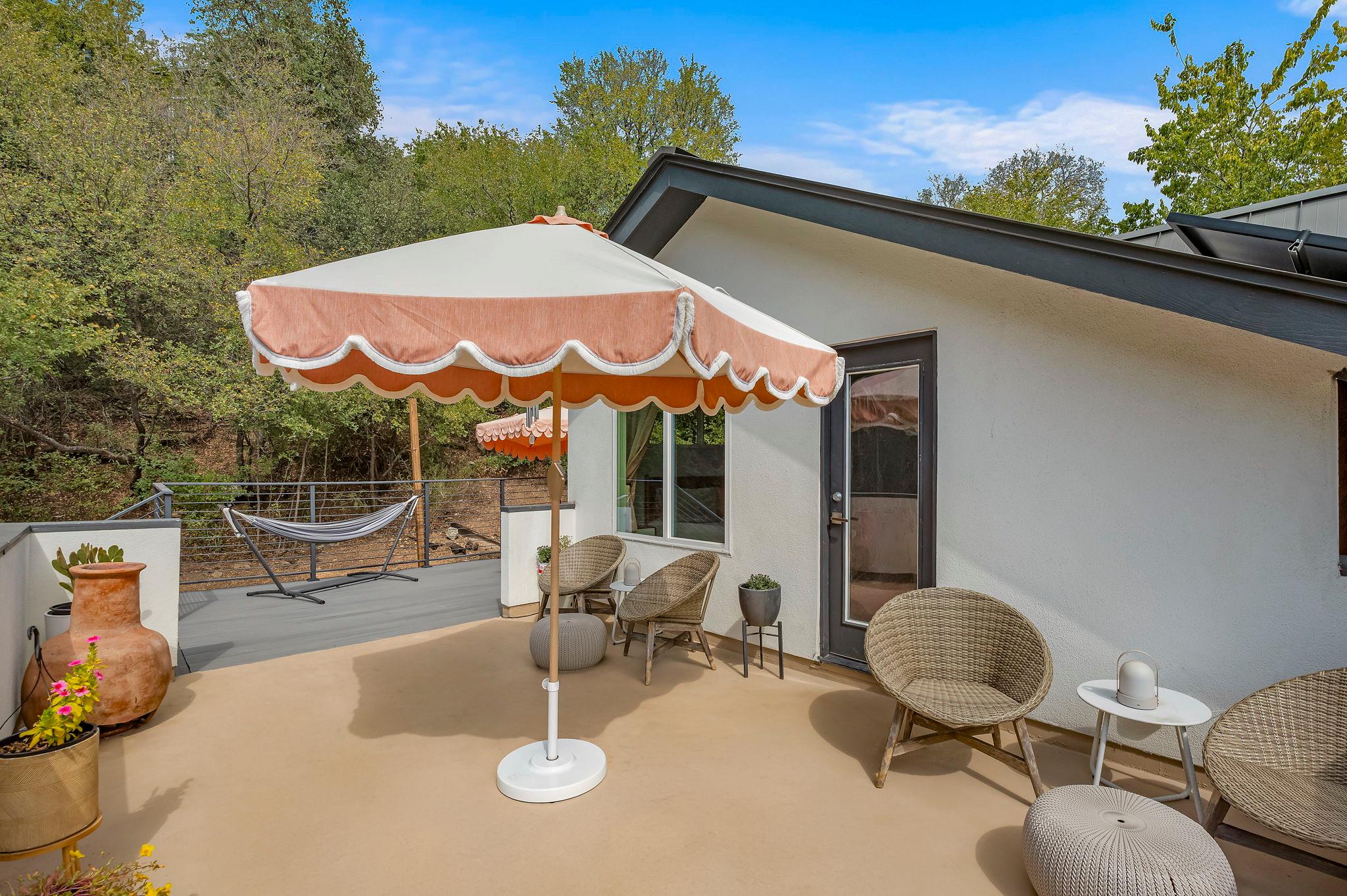 2812 Oak Springs Dr # 2, Austin, TX 78702