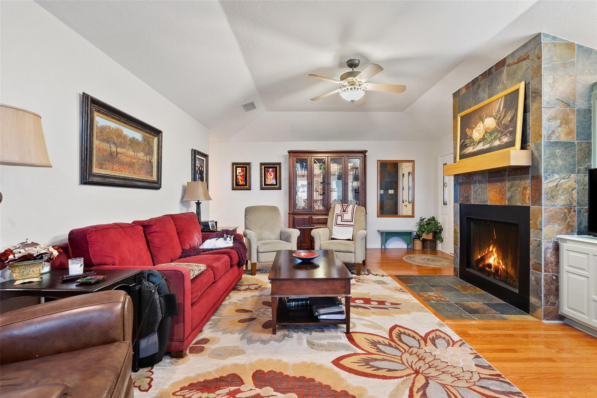 1011 Ridge Point Dr, Marble Falls, TX 78654