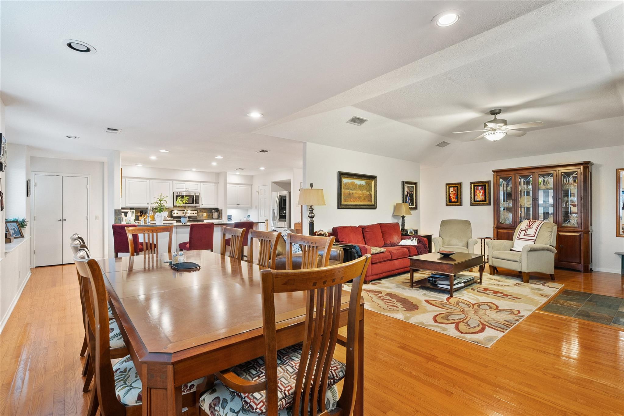 1011 Ridge Point Dr, Marble Falls, TX 78654