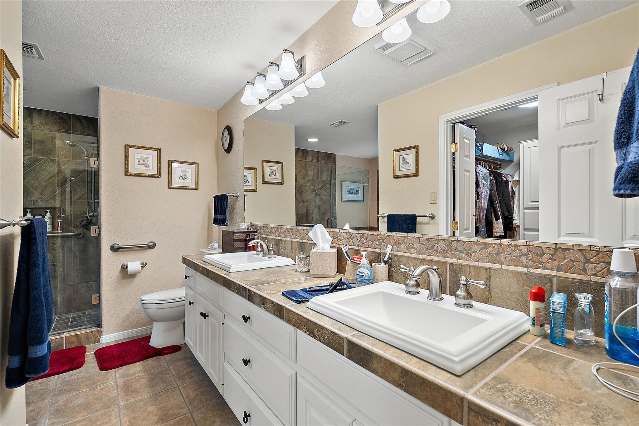 1011 Ridge Point Dr, Marble Falls, TX 78654