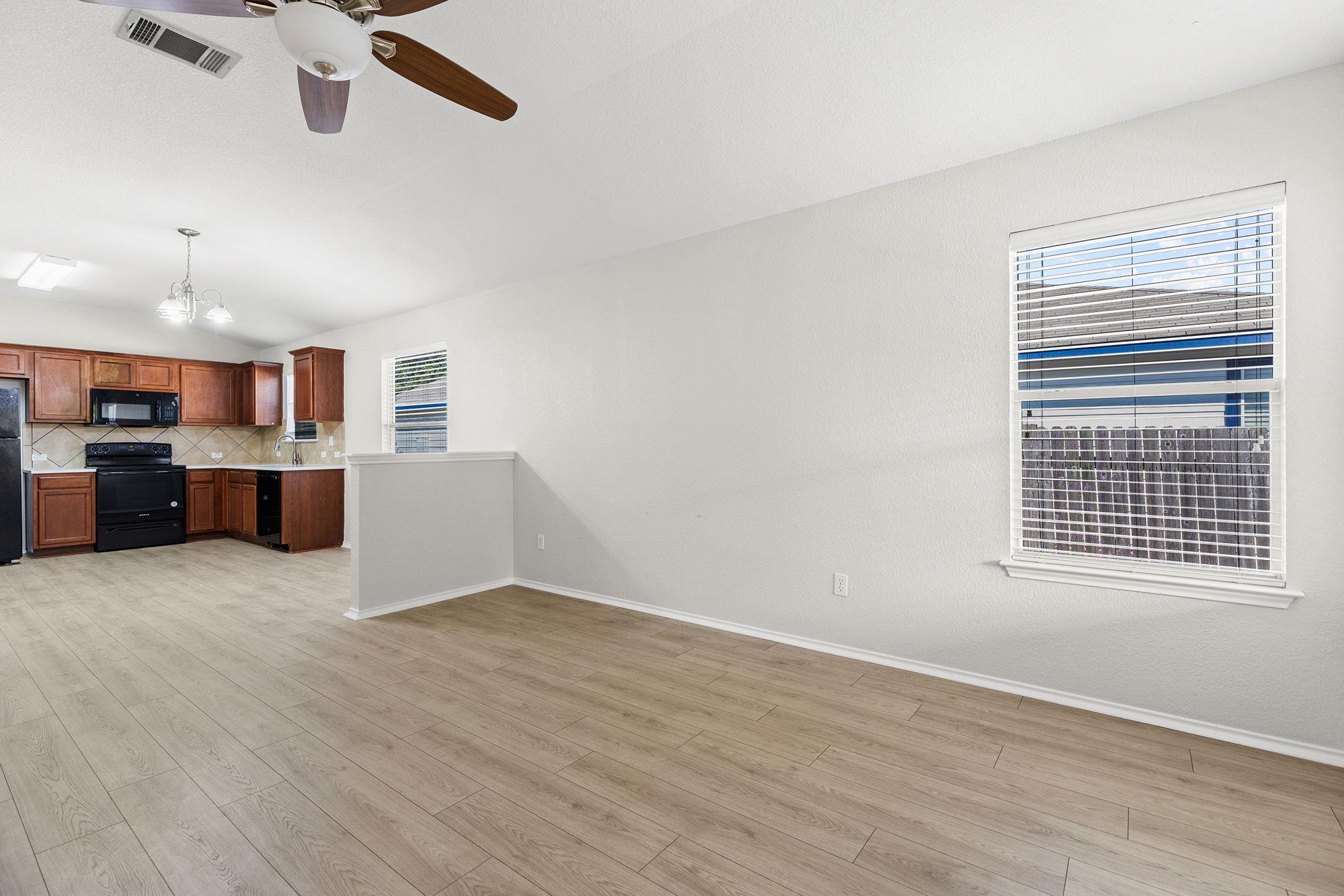 335 Altamont St, Hutto, TX 78634