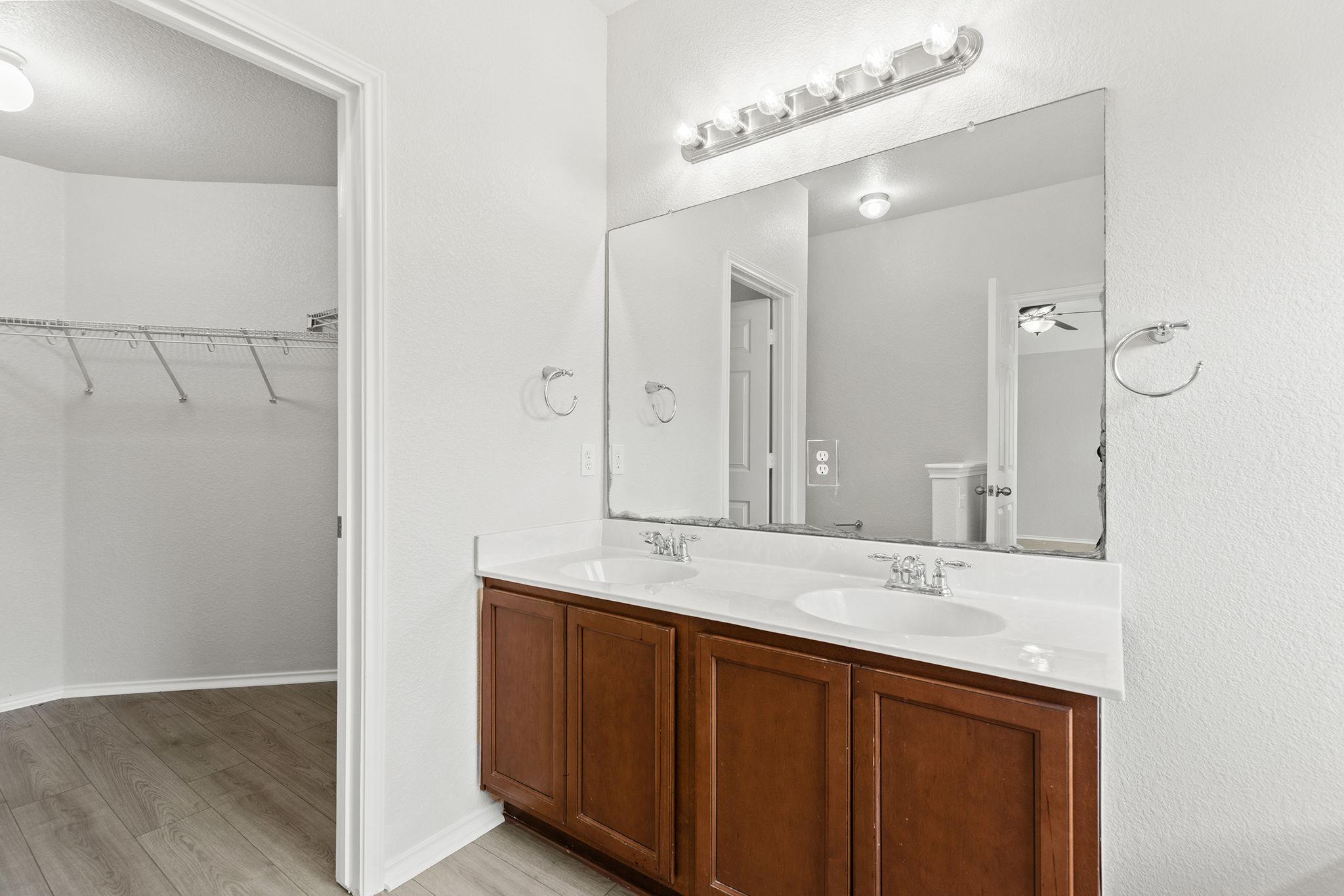 335 Altamont St, Hutto, TX 78634