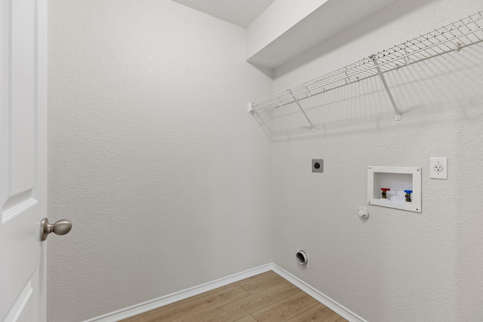 335 Altamont St, Hutto, TX 78634