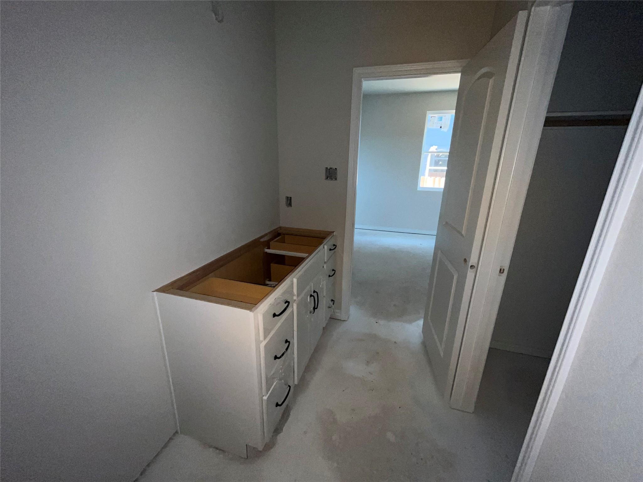 120 Clover Bnd, Liberty Hill, TX 78642