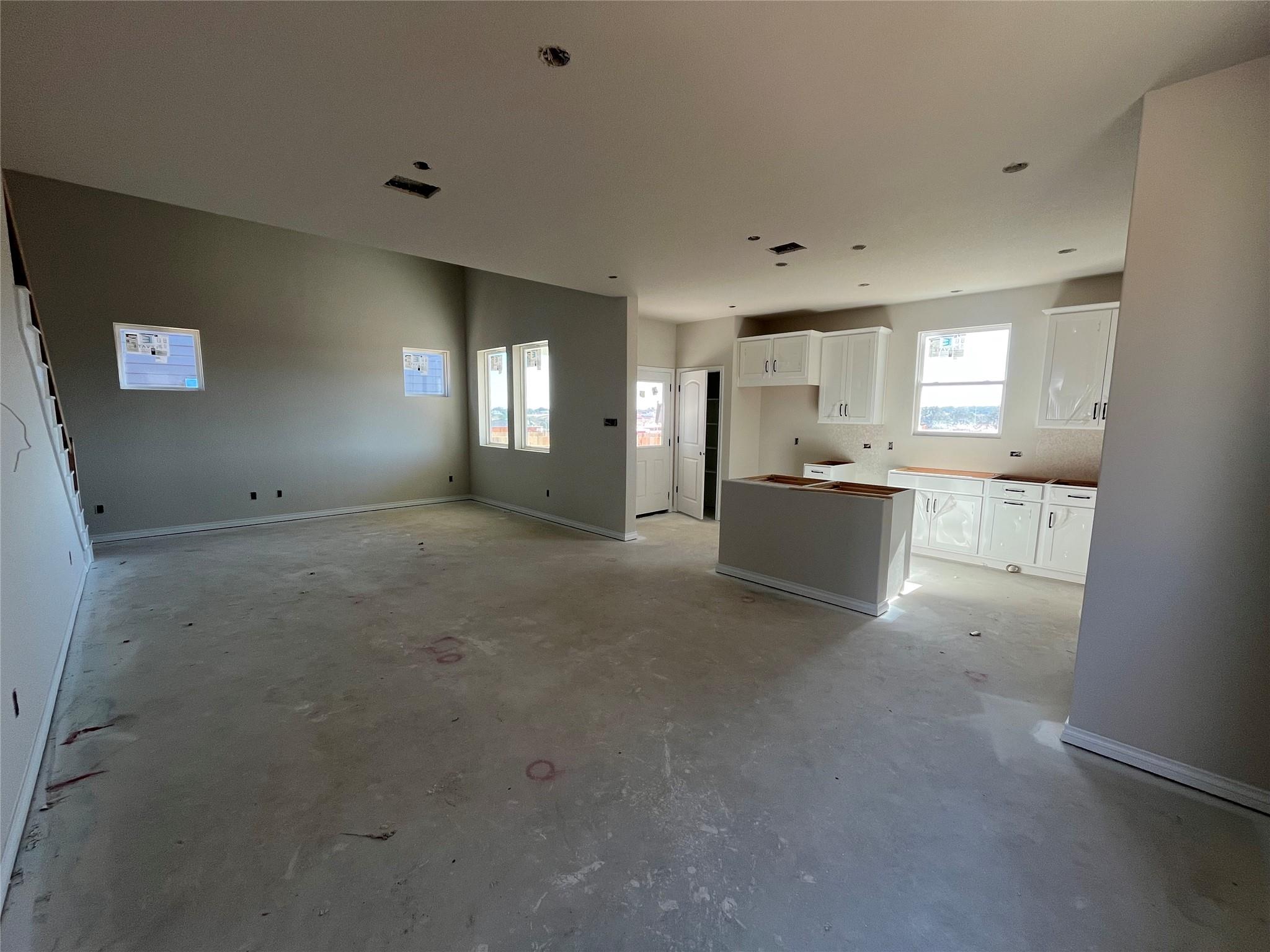 120 Clover Bnd, Liberty Hill, TX 78642