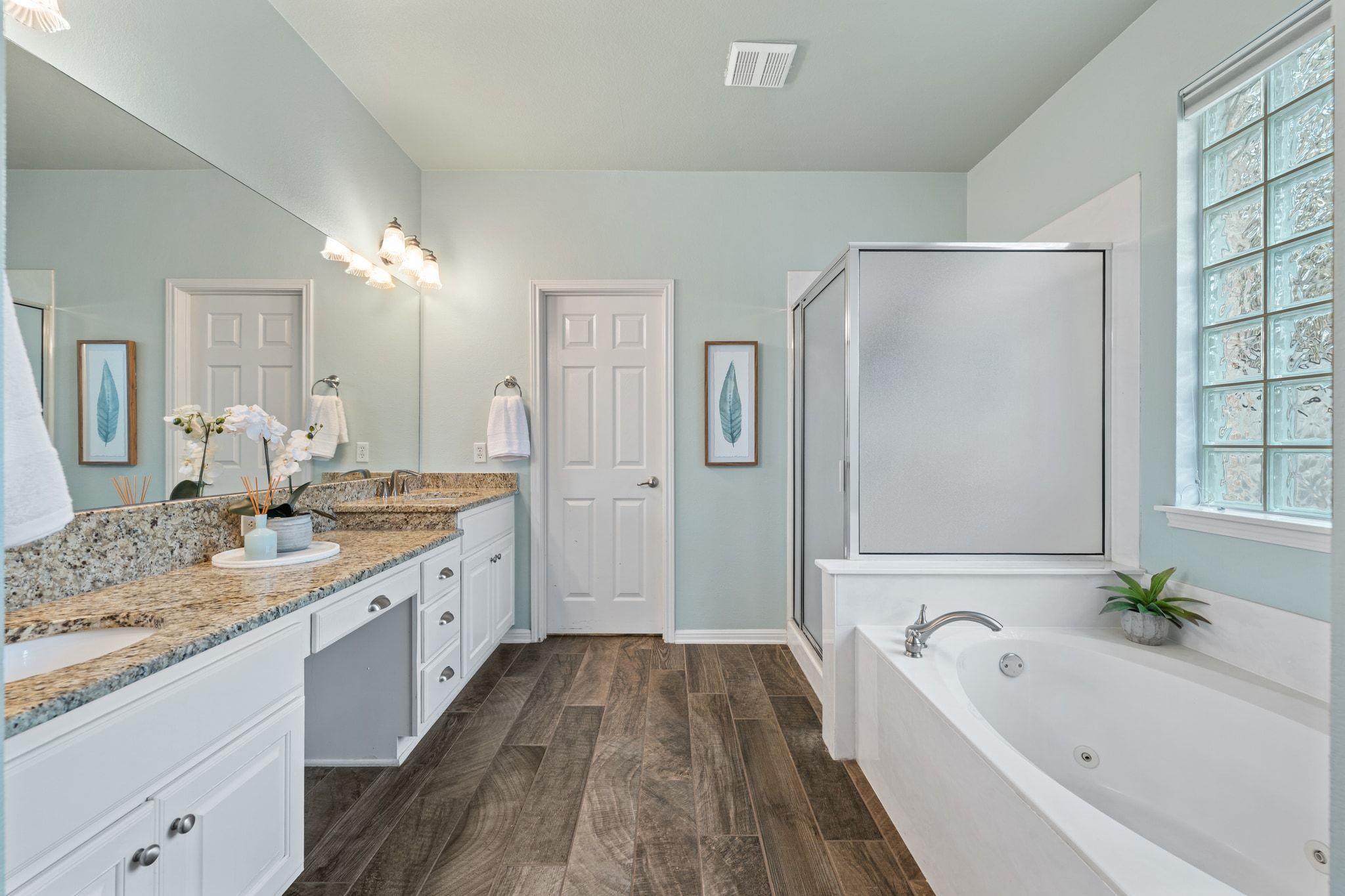 3209 Indigo Waters Dr, Austin, TX 78732