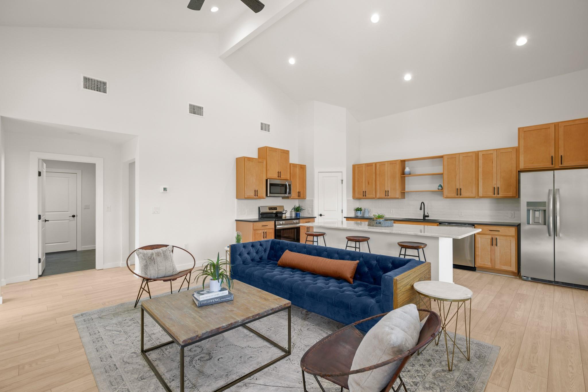 18208 Gregg Bluff Rd, Jonestown, TX 78645