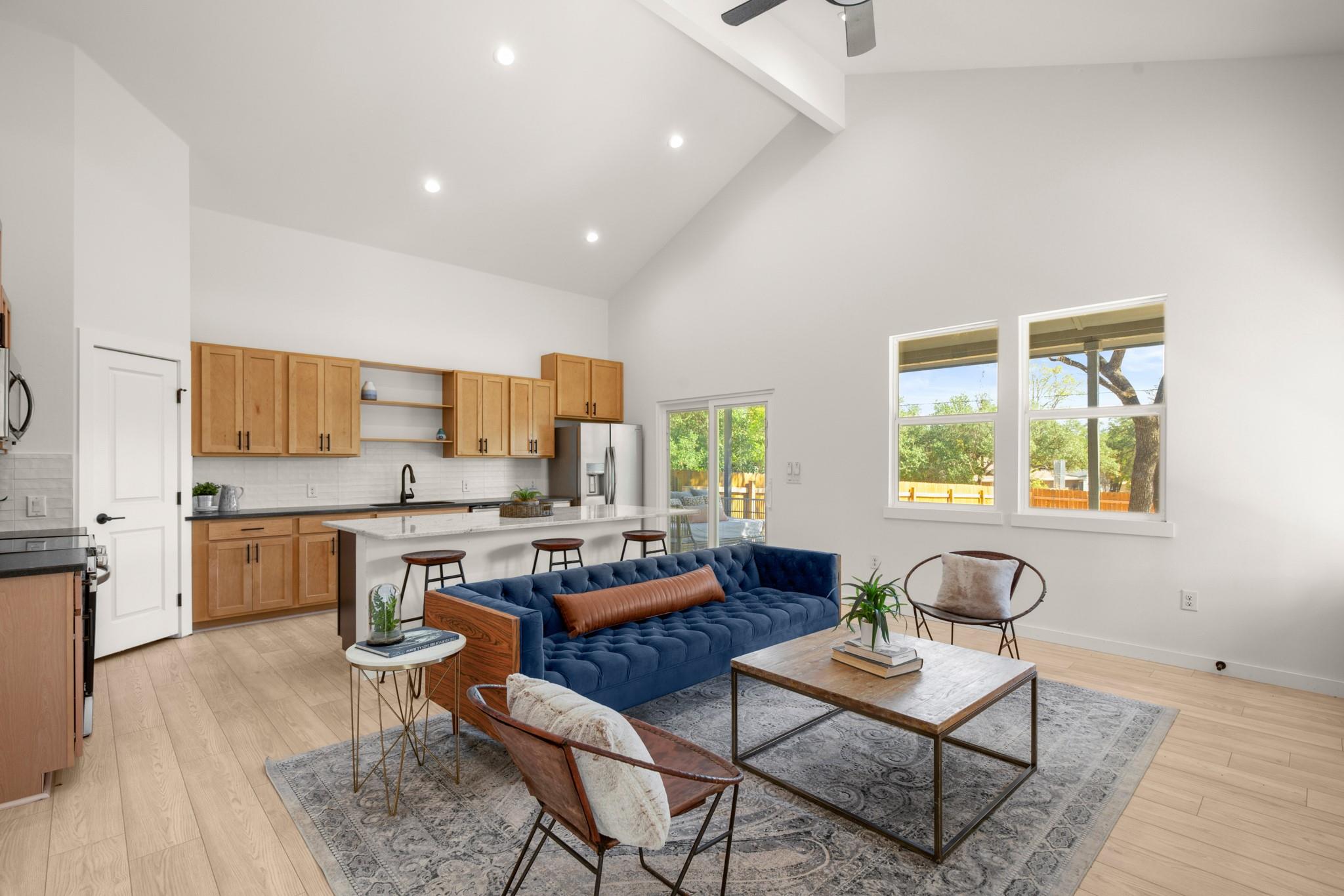 18208 Gregg Bluff Rd, Jonestown, TX 78645