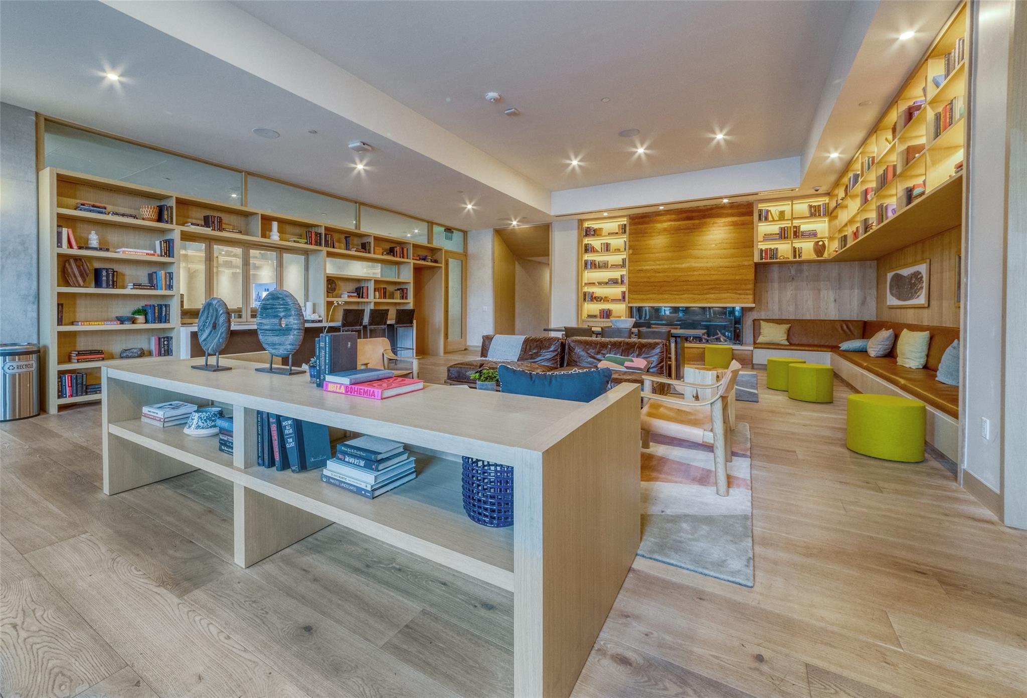 48 East Ave # 2311, Austin, TX 78701