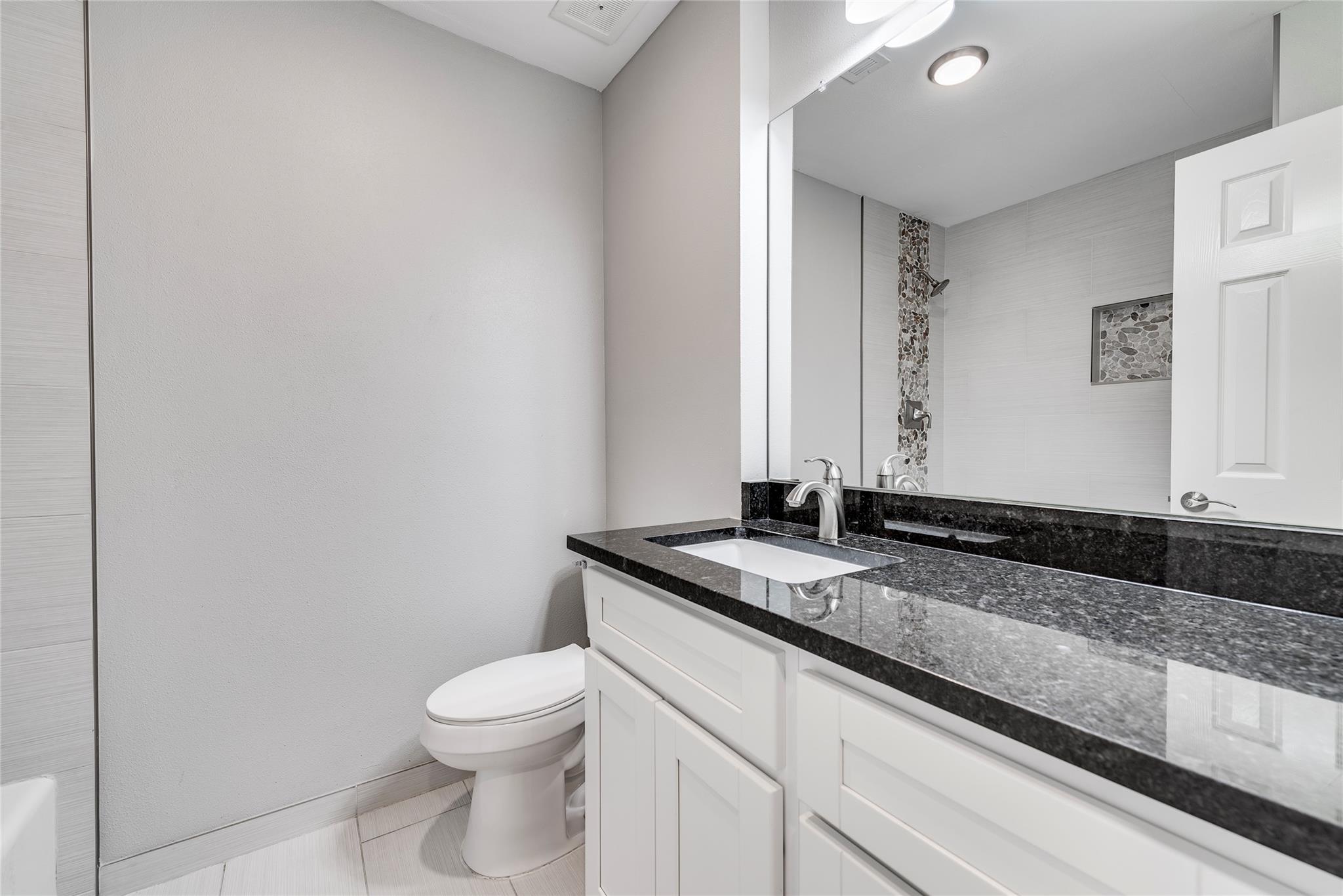 6511 Pevensey Dr, Austin, TX 78745