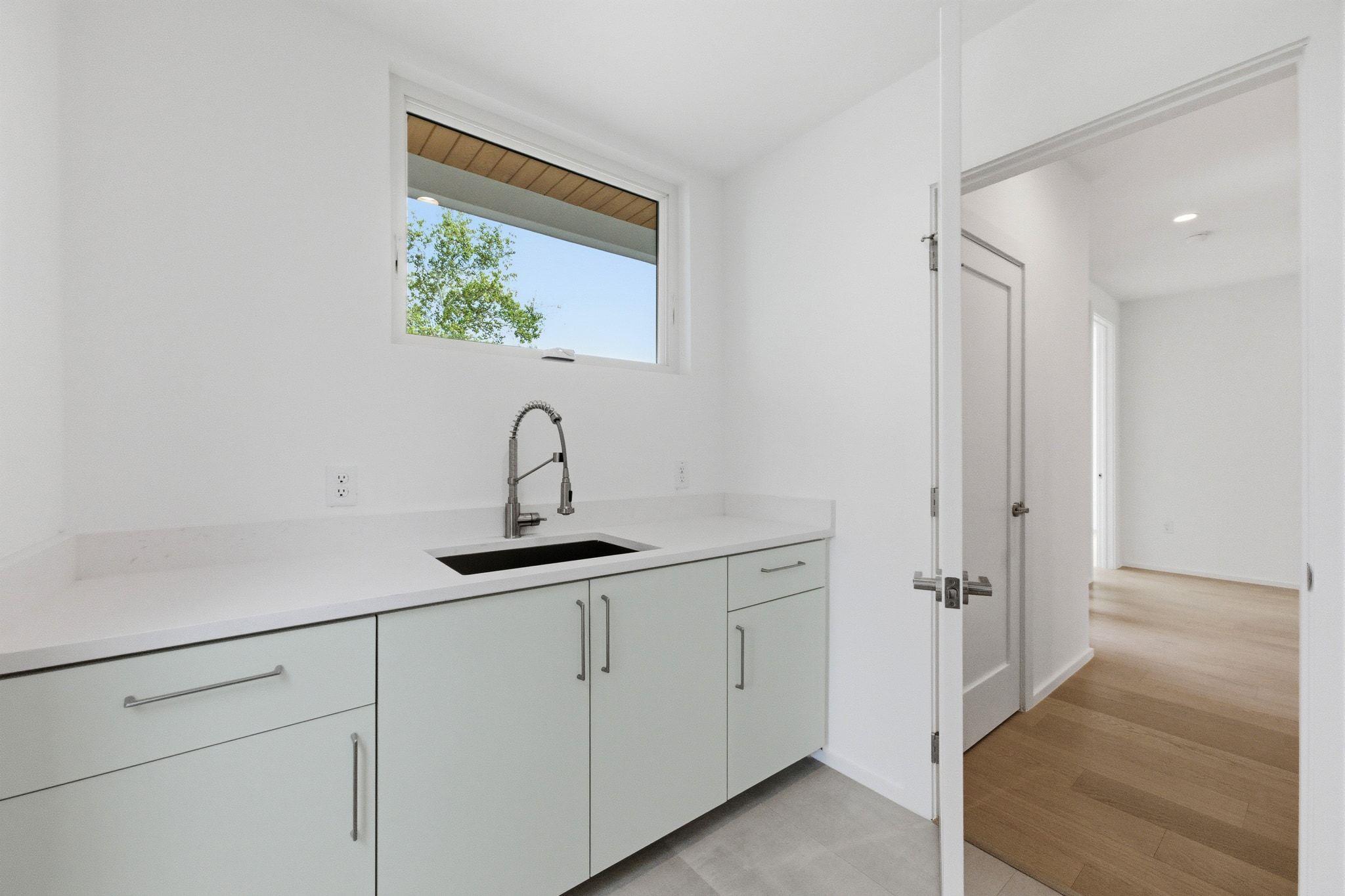 4305 Mount Vernon Dr, Austin, TX 78745