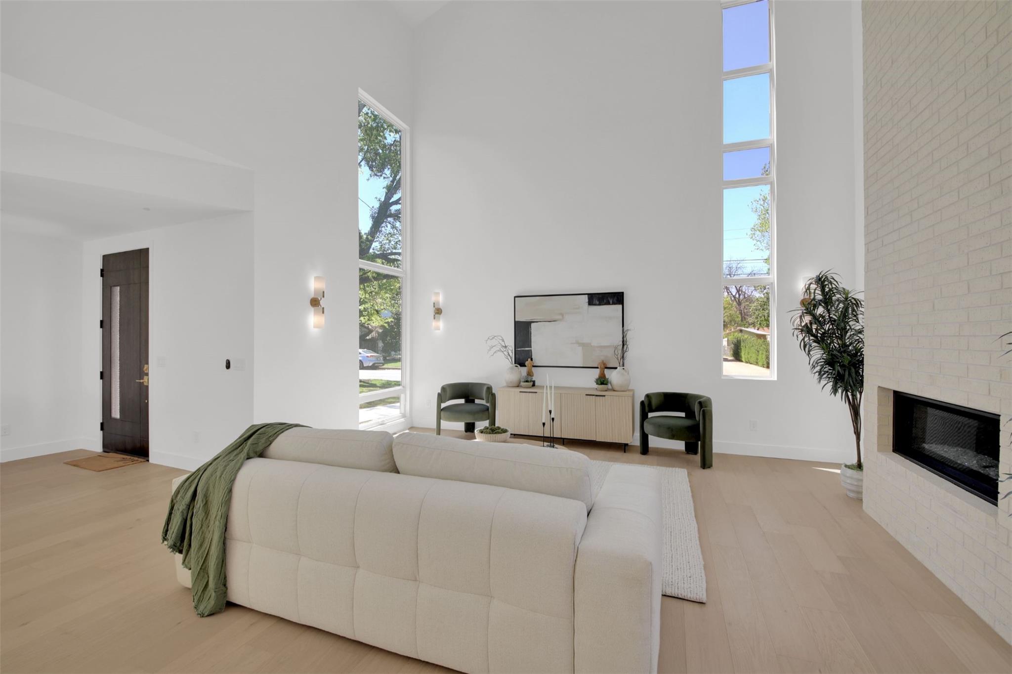 1310 Cullen Ave, Austin, TX 78757