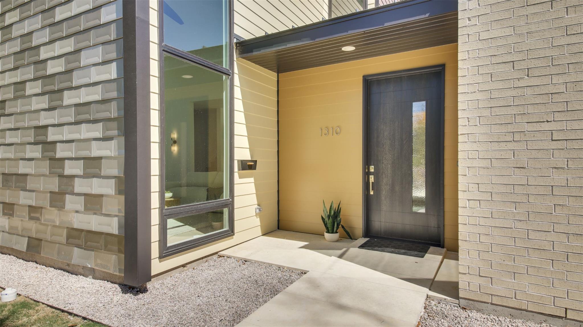 1310 Cullen Ave, Austin, TX 78757