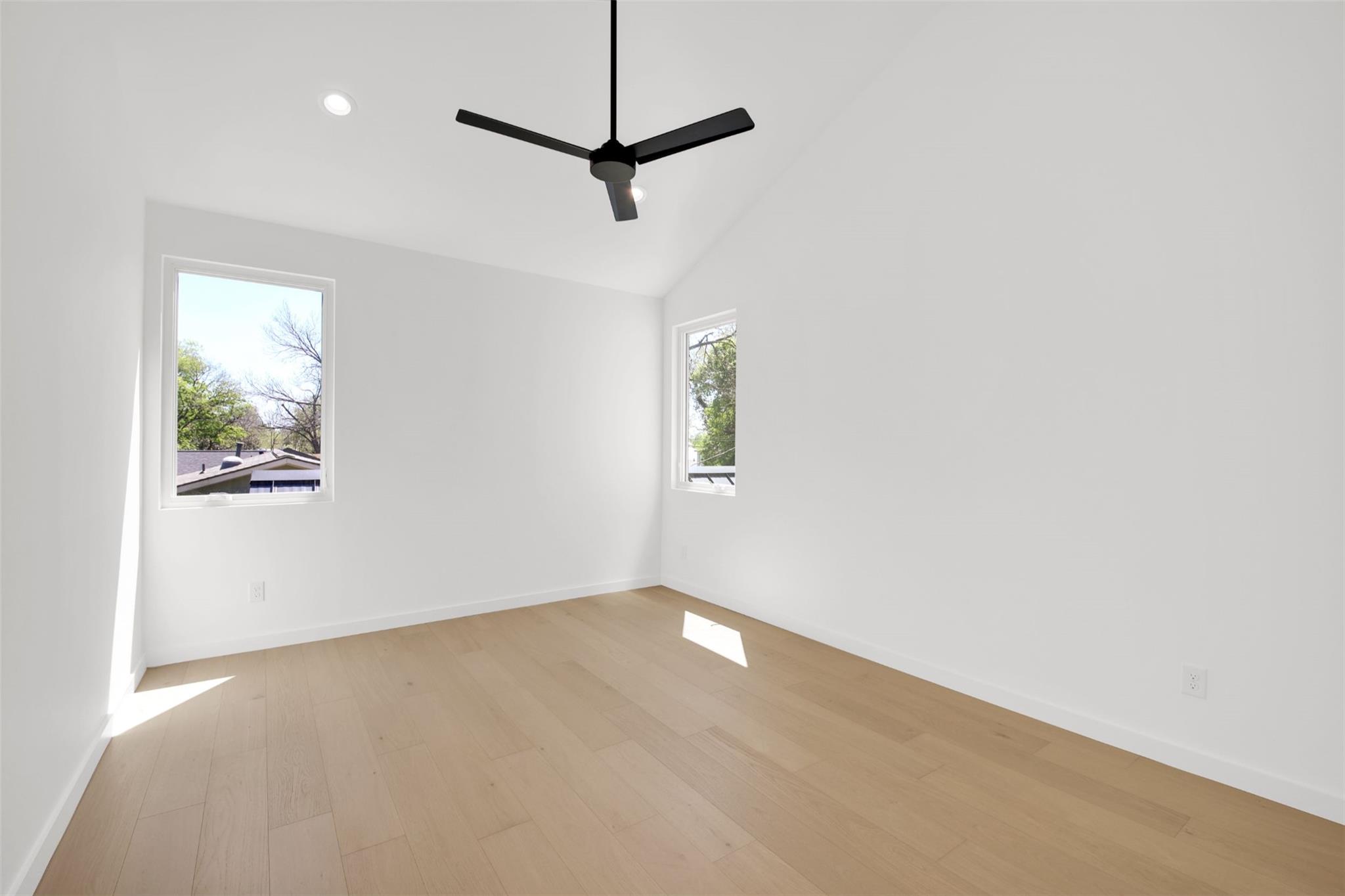 1310 Cullen Ave, Austin, TX 78757