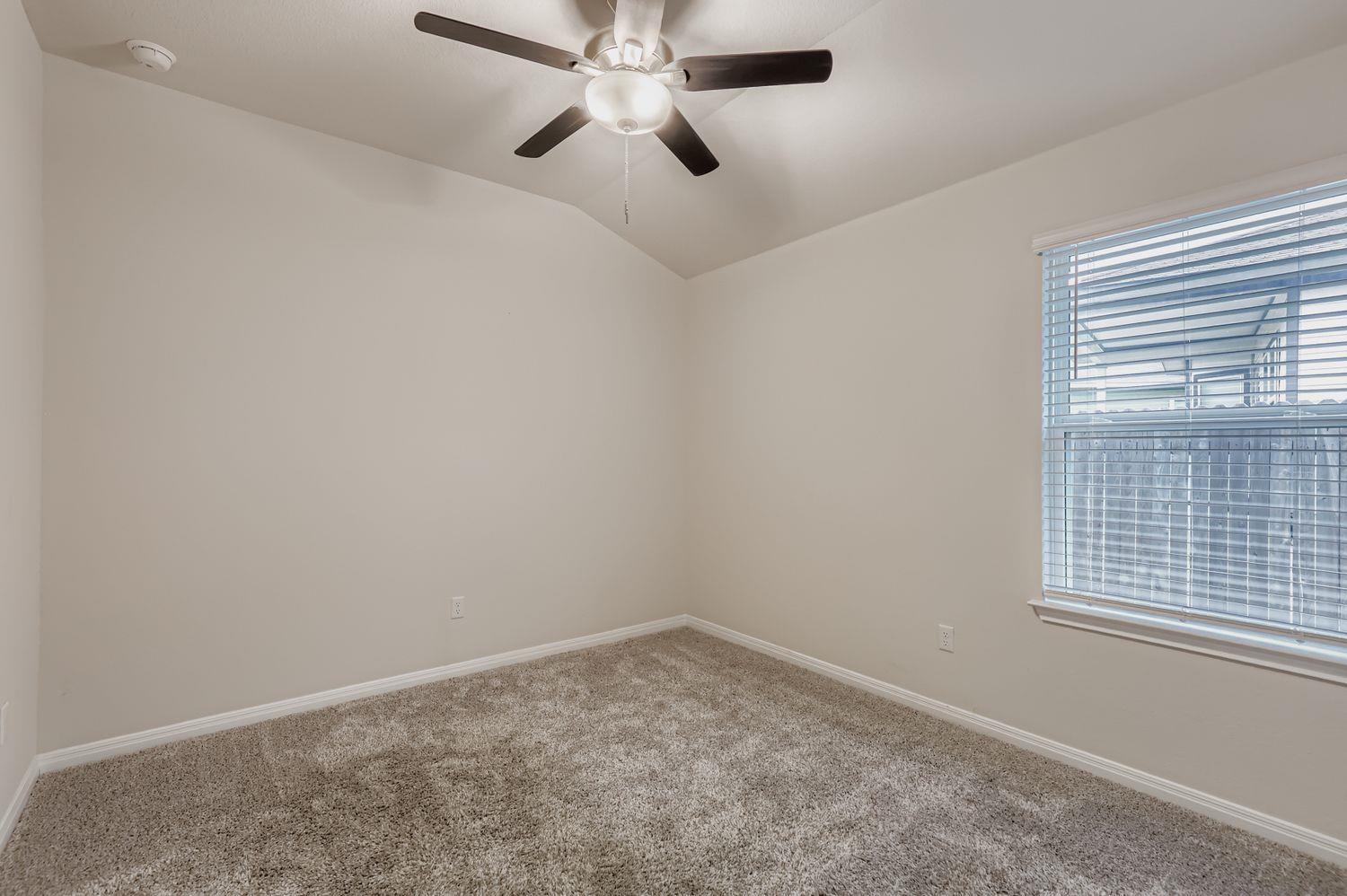 601 S Loriner Way, Liberty Hill, TX 78642