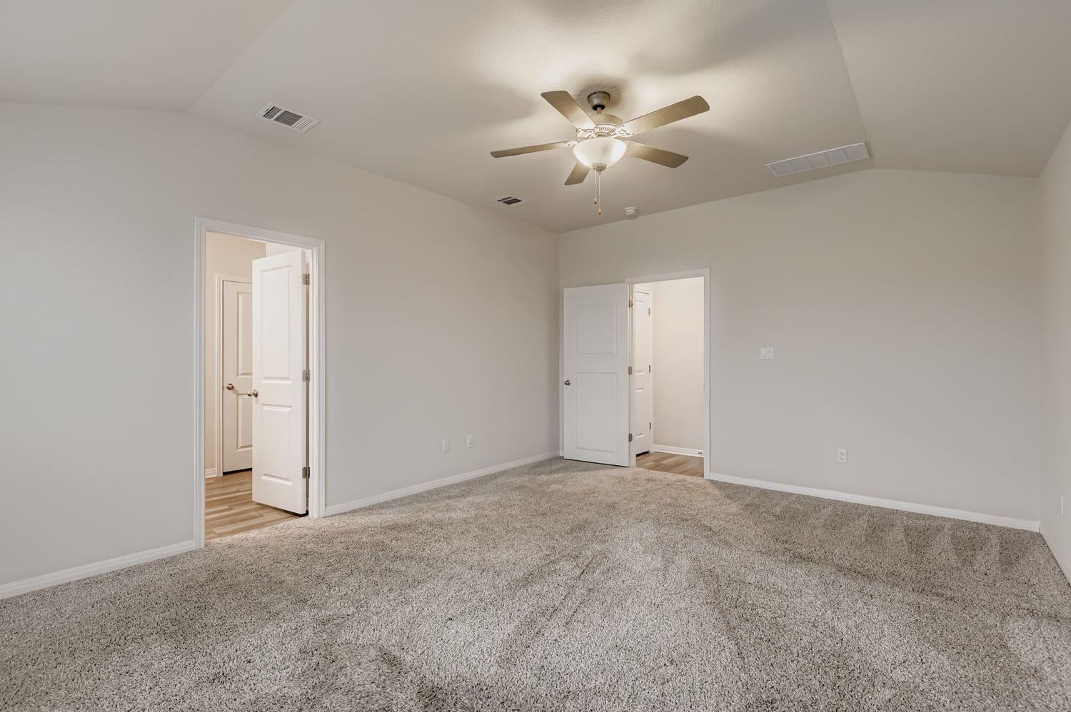 601 S Loriner Way, Liberty Hill, TX 78642