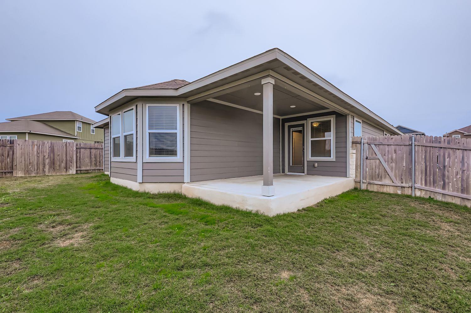 601 S Loriner Way, Liberty Hill, TX 78642