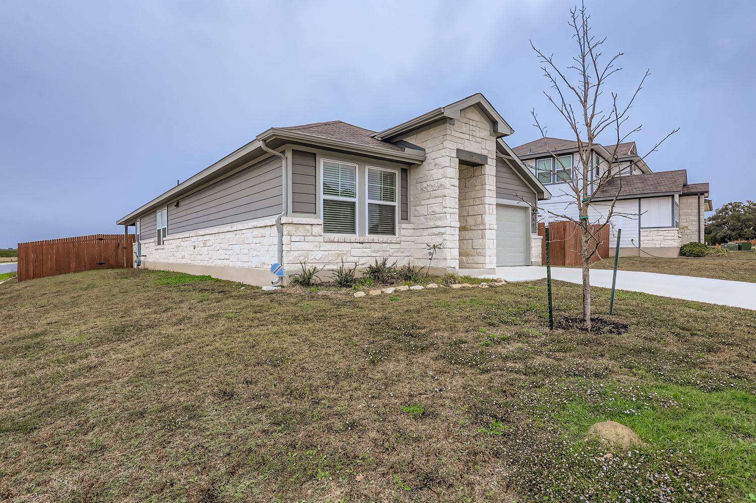 601 S Loriner Way, Liberty Hill, TX 78642
