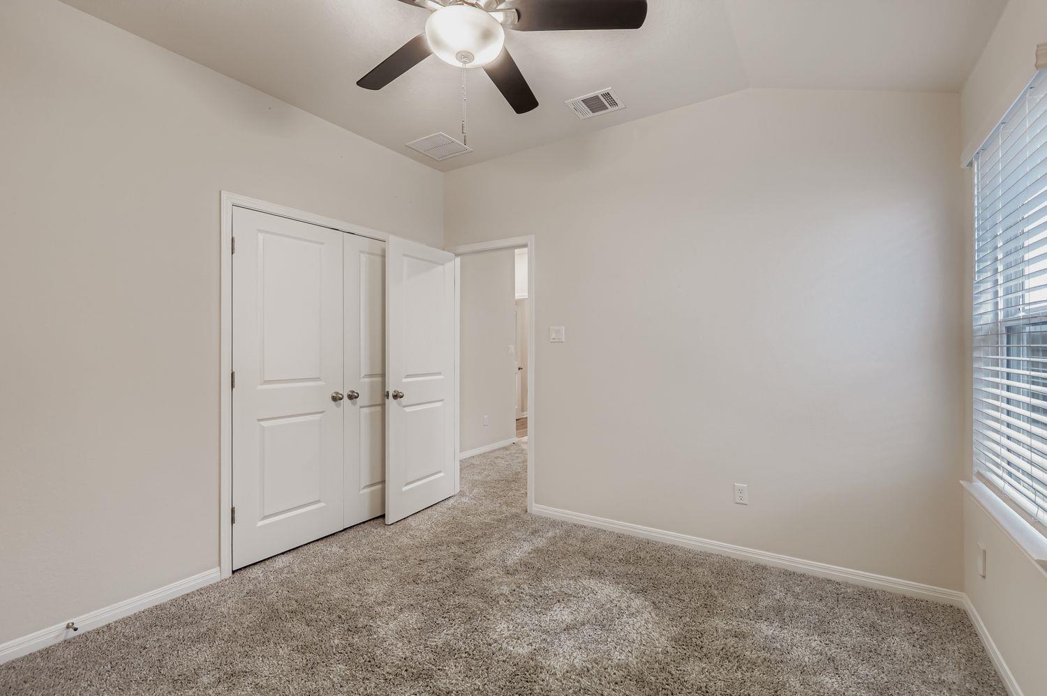 601 S Loriner Way, Liberty Hill, TX 78642