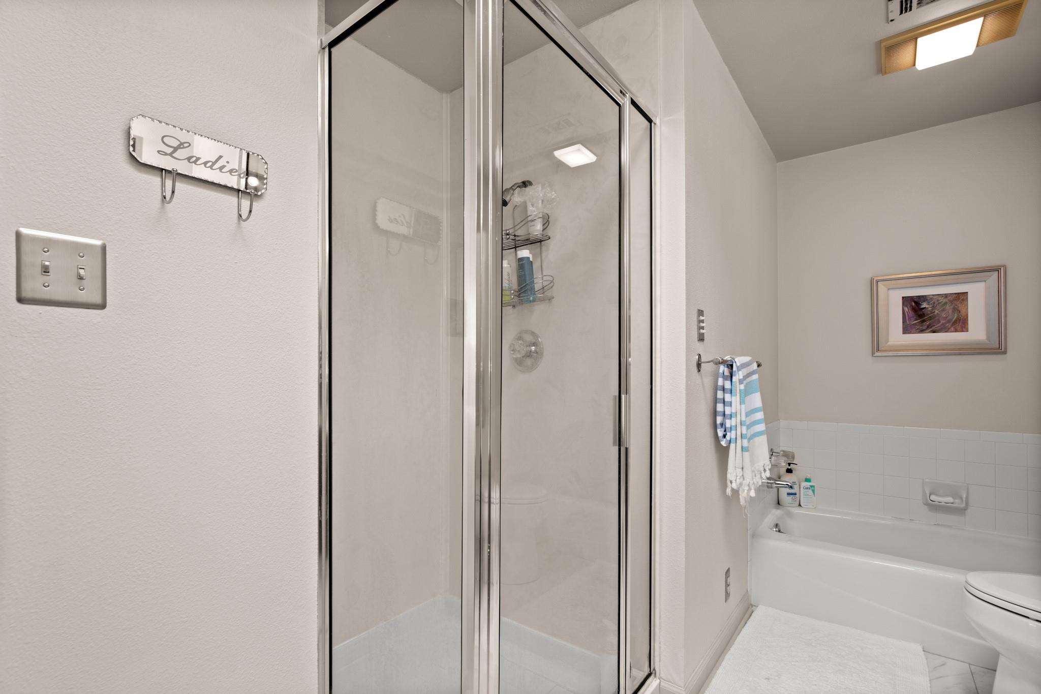 2002 Alta Vista Ave, Austin, TX 78704