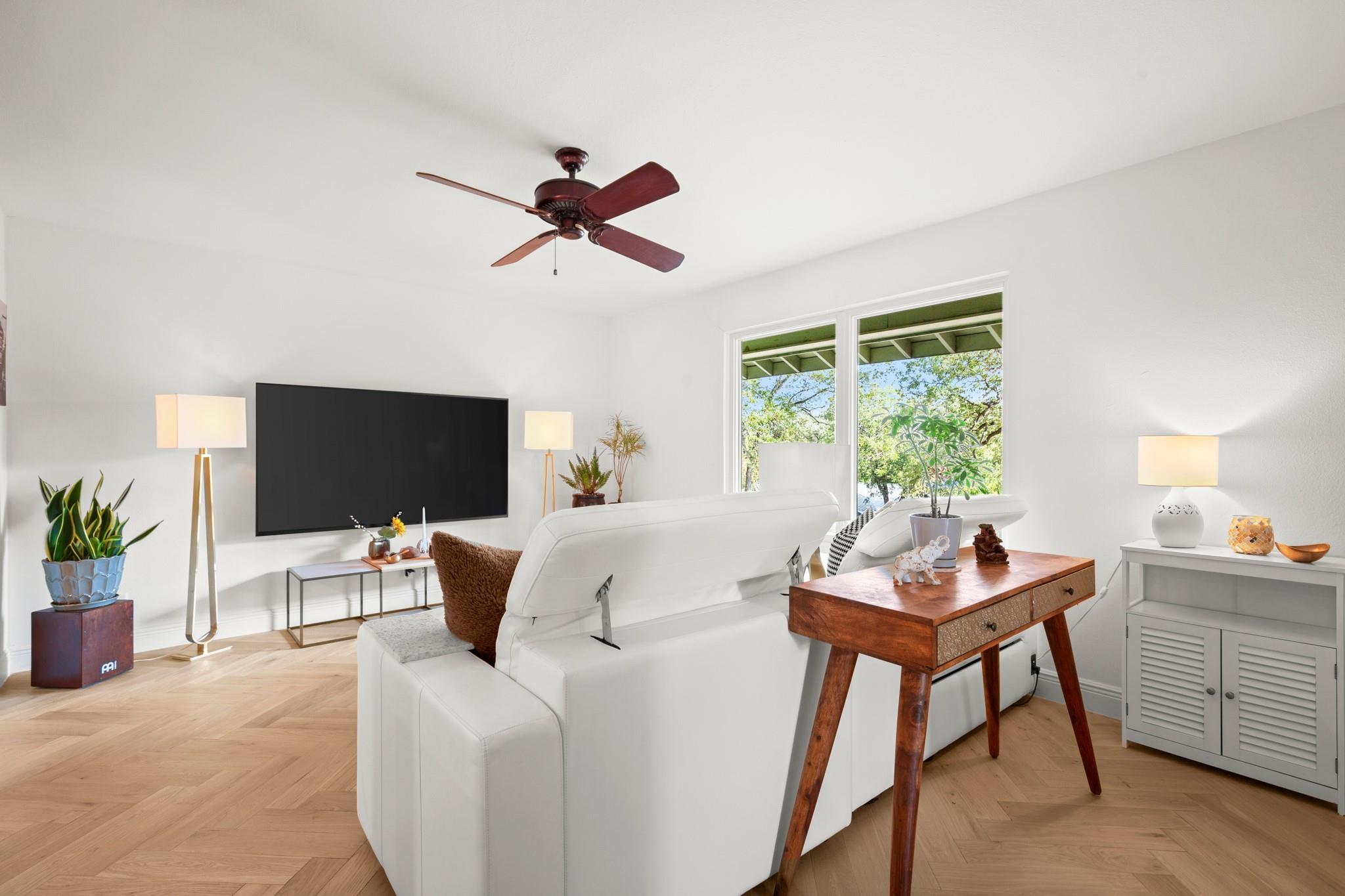 1617 Elmhurst Dr, Austin, TX 78741