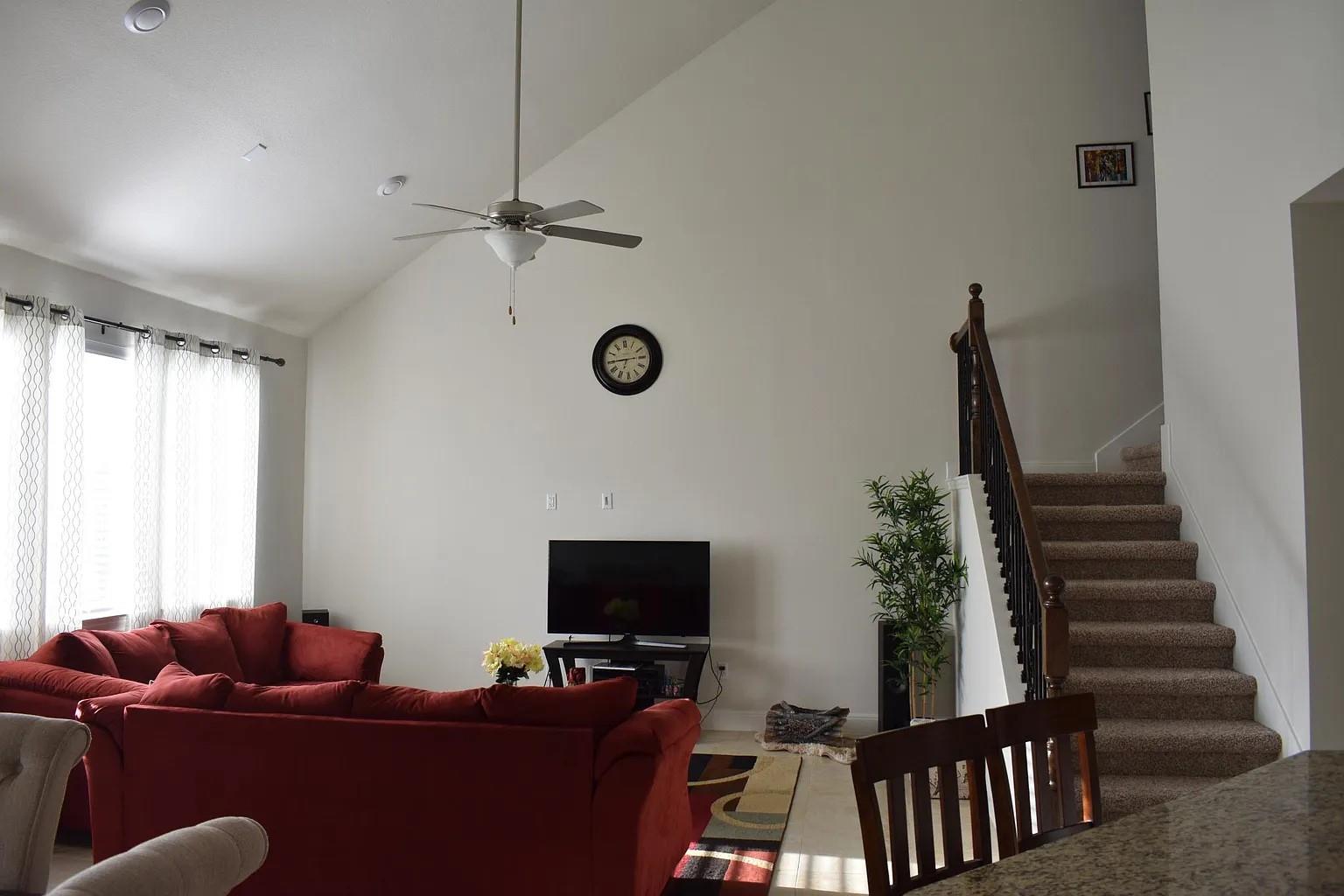 1109 Sundrops St, Leander, TX 78641